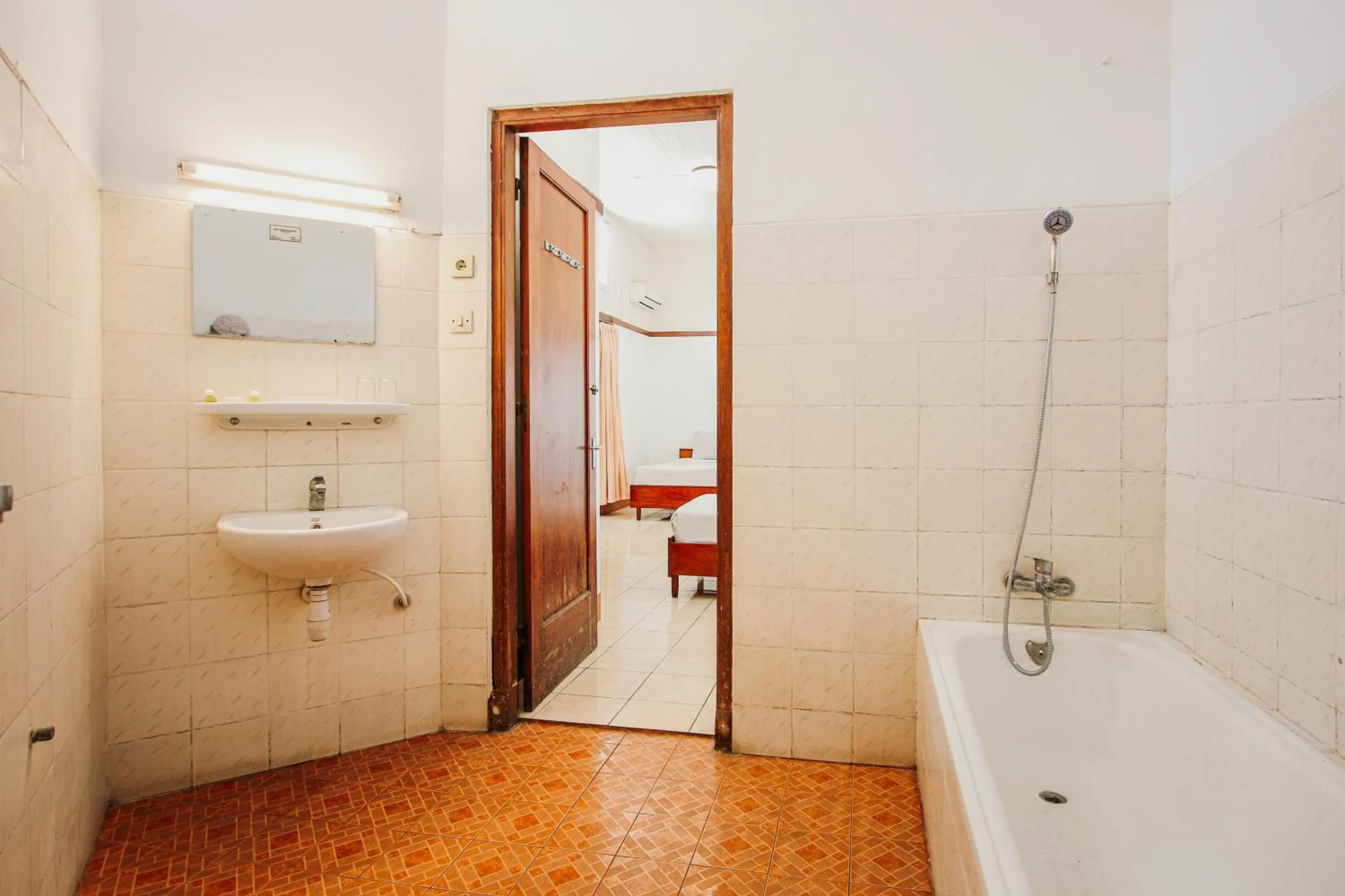 Hotel Bumi Asih Gedung Sate Bandung