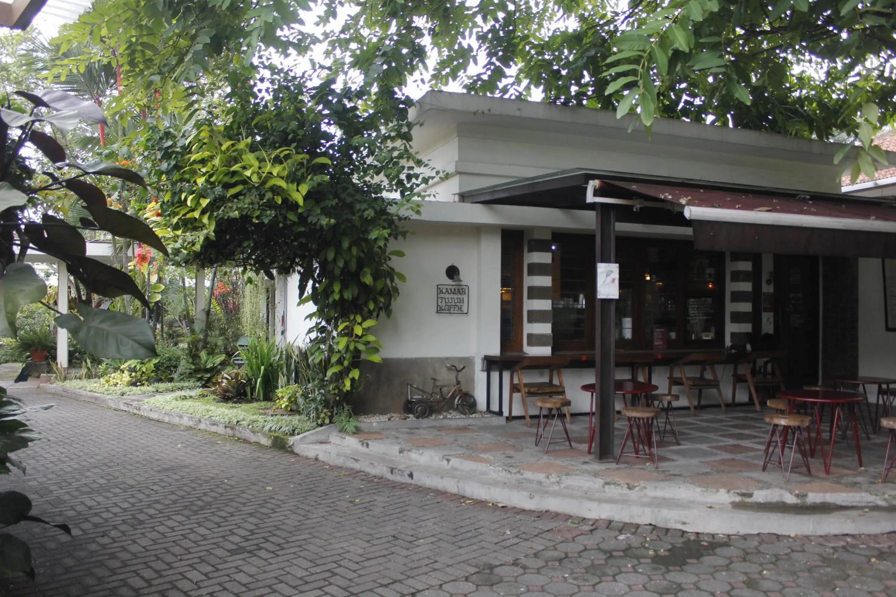 Restaurant/places to eat in Hotel Bumi Asih Gedung Sate Bandung