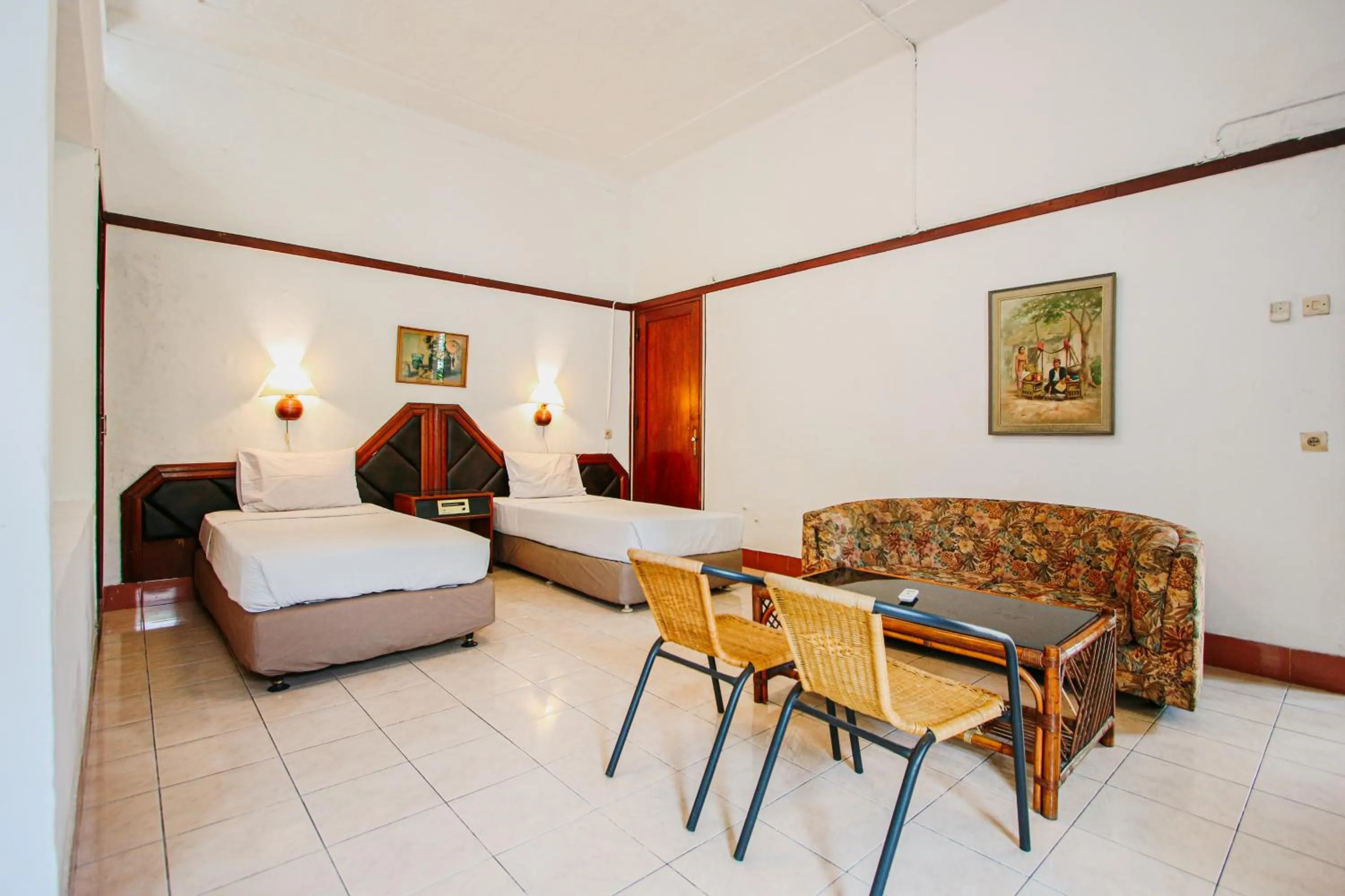 Bed in Hotel Bumi Asih Gedung Sate Bandung