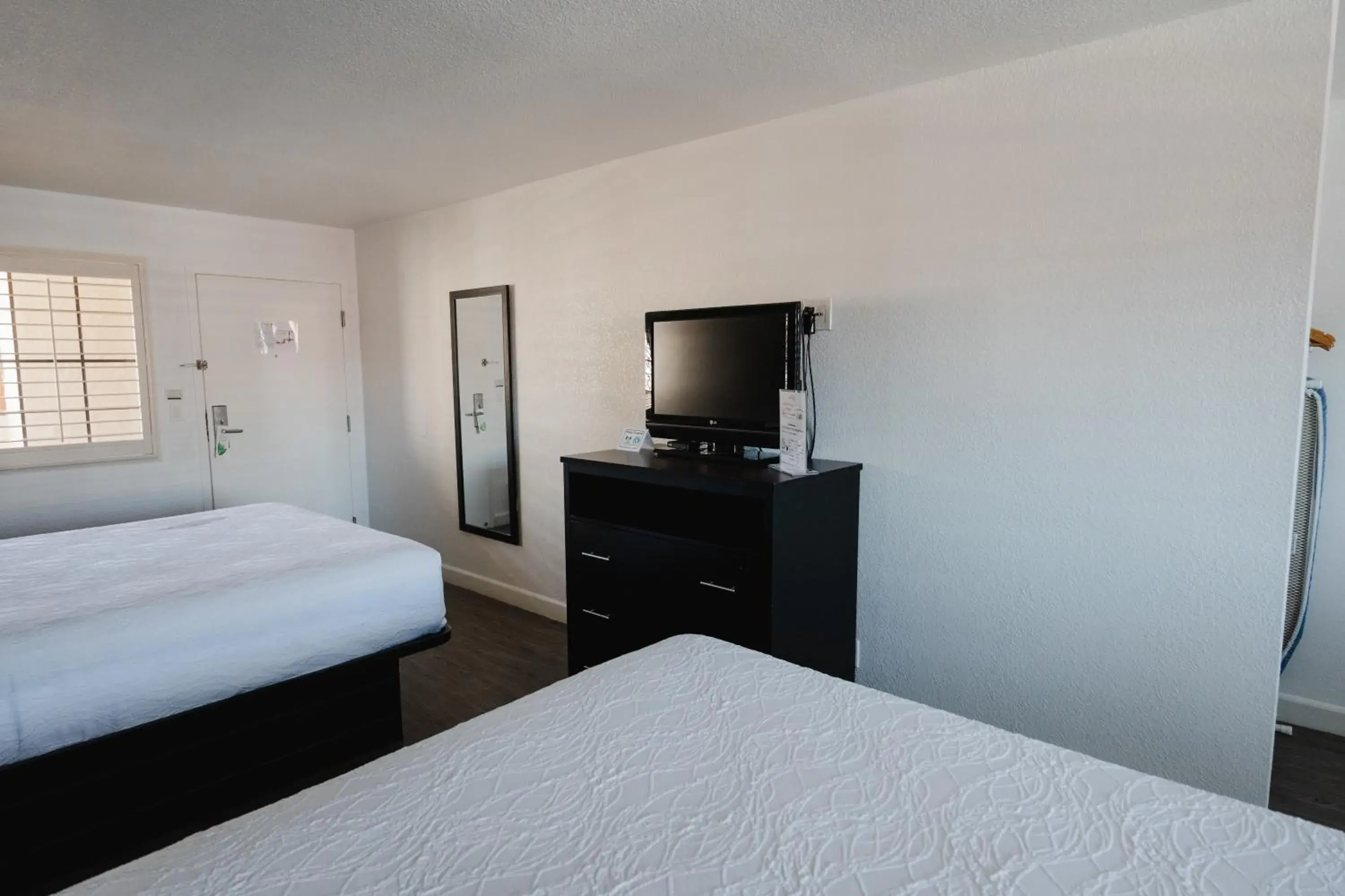 TV and multimedia, Bed in Old Town Western Inn TV and multimedia, Bed in Old Town Western Inn