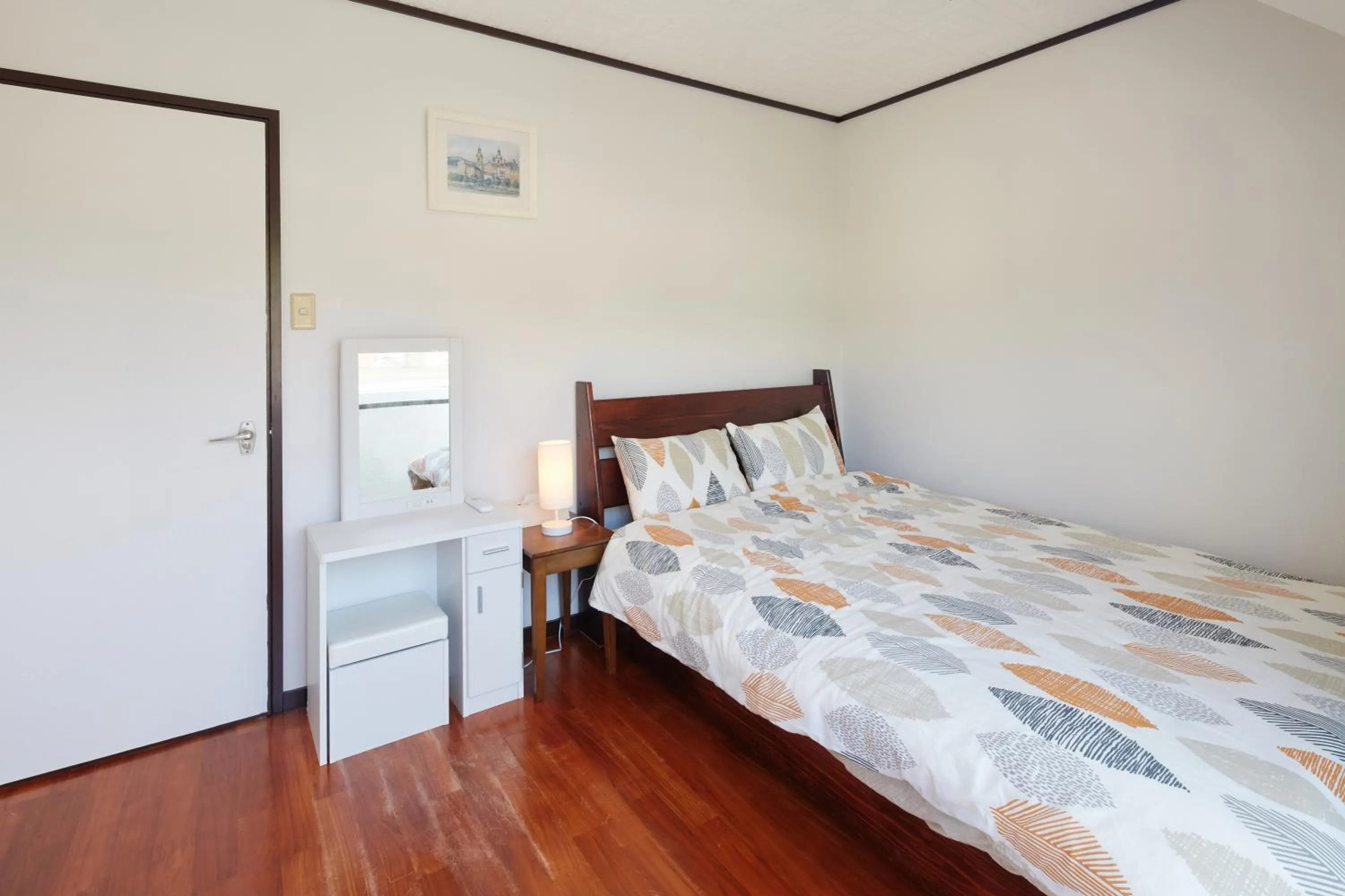 Bedroom, Bed in Wind Henza