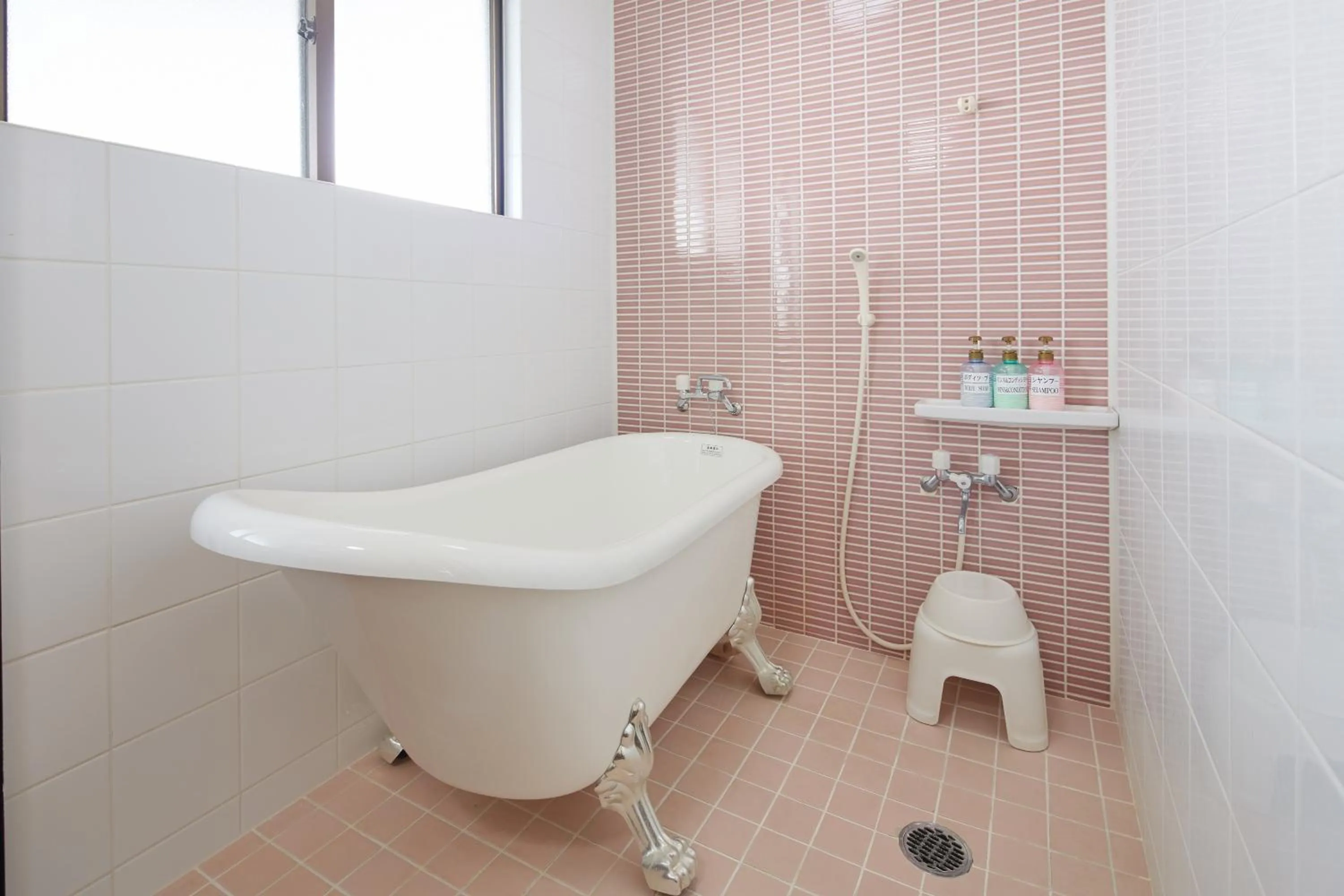 Bathroom in Wind Henza