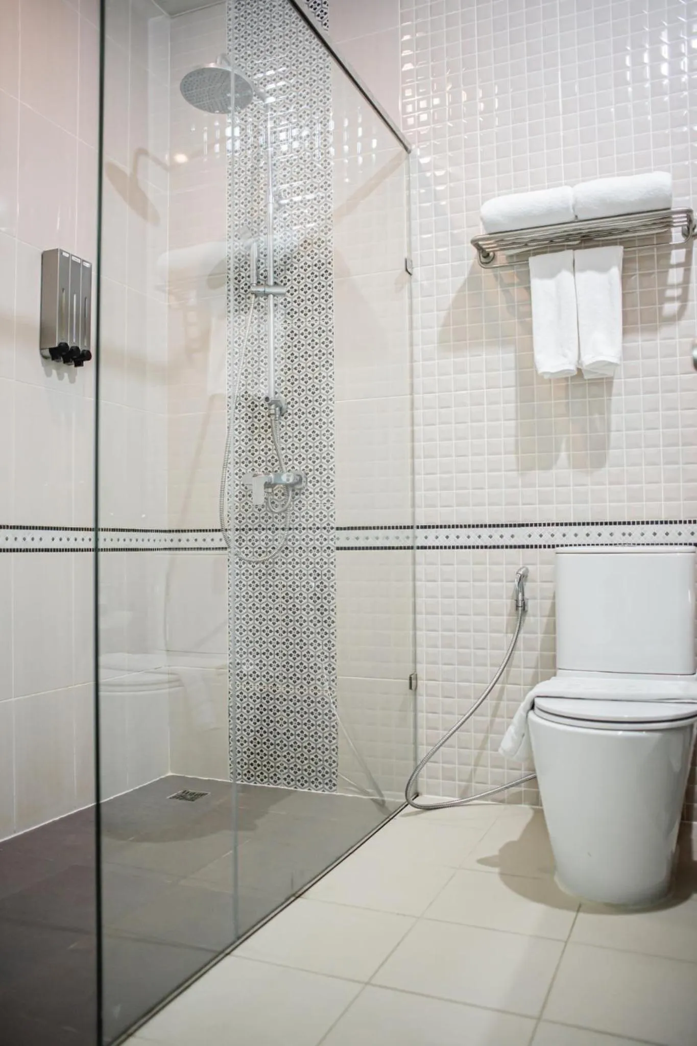 Toilet in Banbua Grand Udon