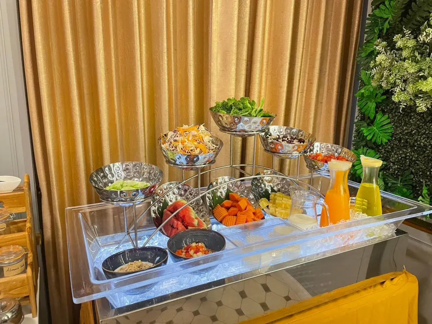 Buffet breakfast in Banbua Grand Udon Buffet breakfast in Banbua Grand Udon