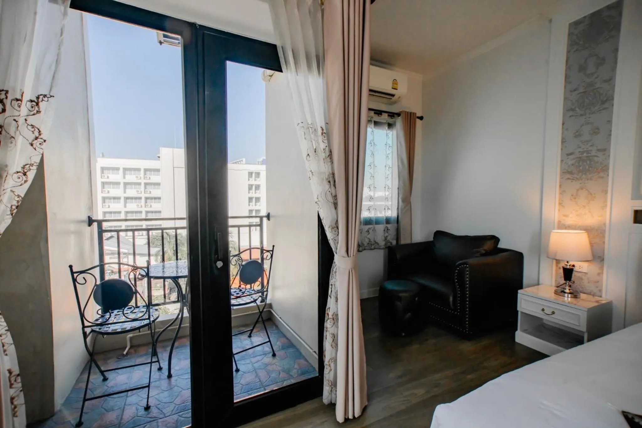 Balcony/Terrace, Bed in Banbua Grand Udon