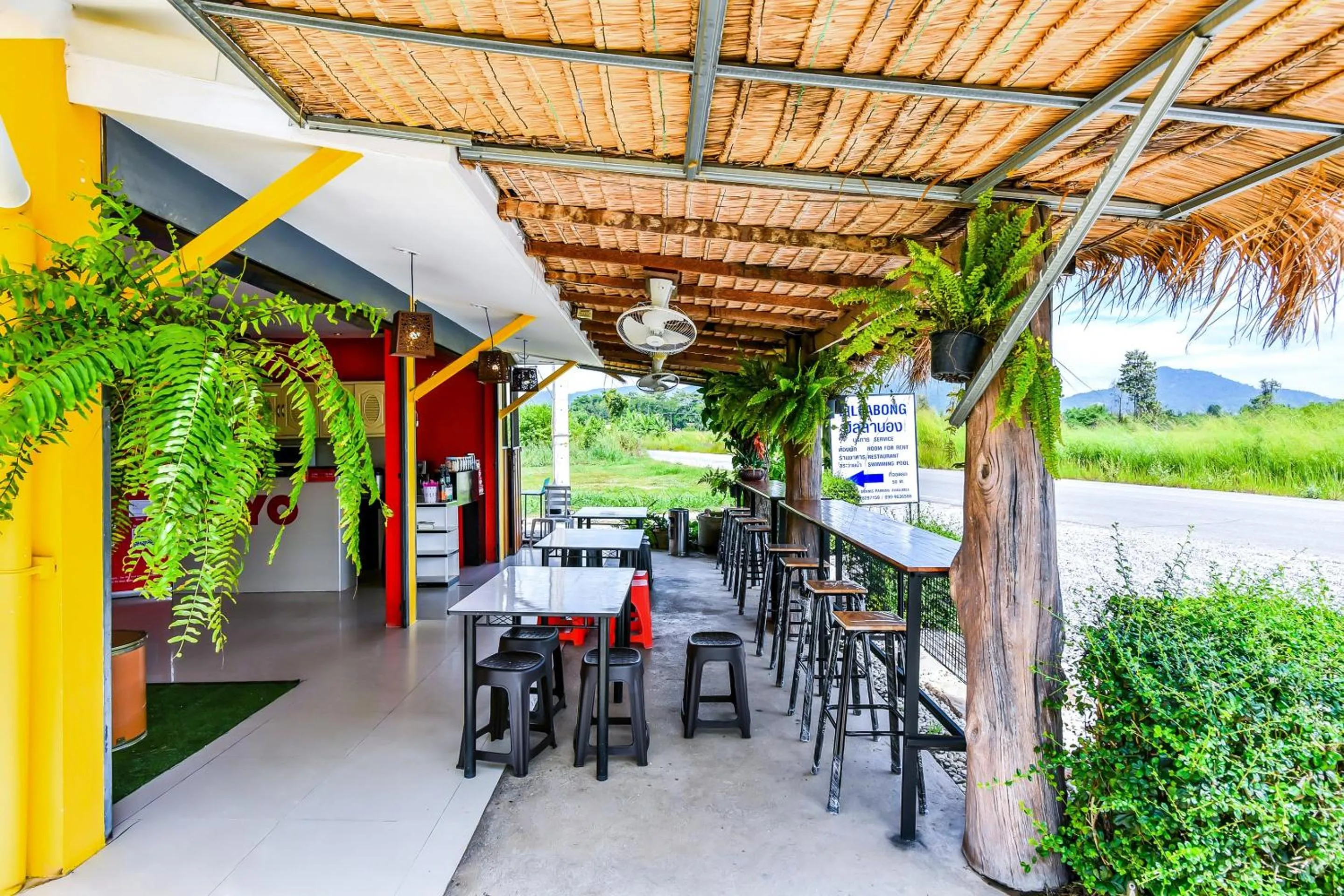 Dining area in Billabong Resort Cha Am