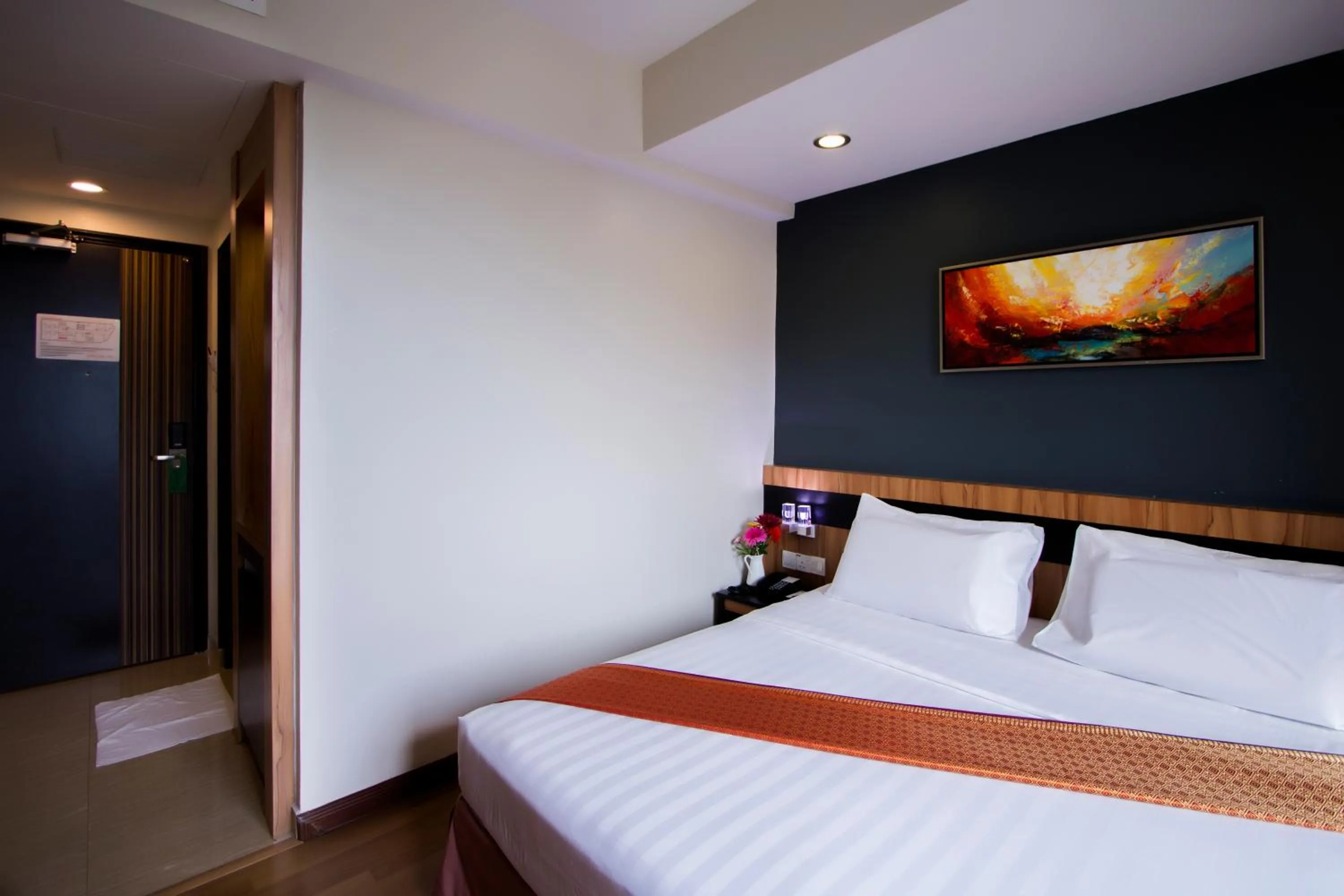 Bed in Mariner Hotel Labuan