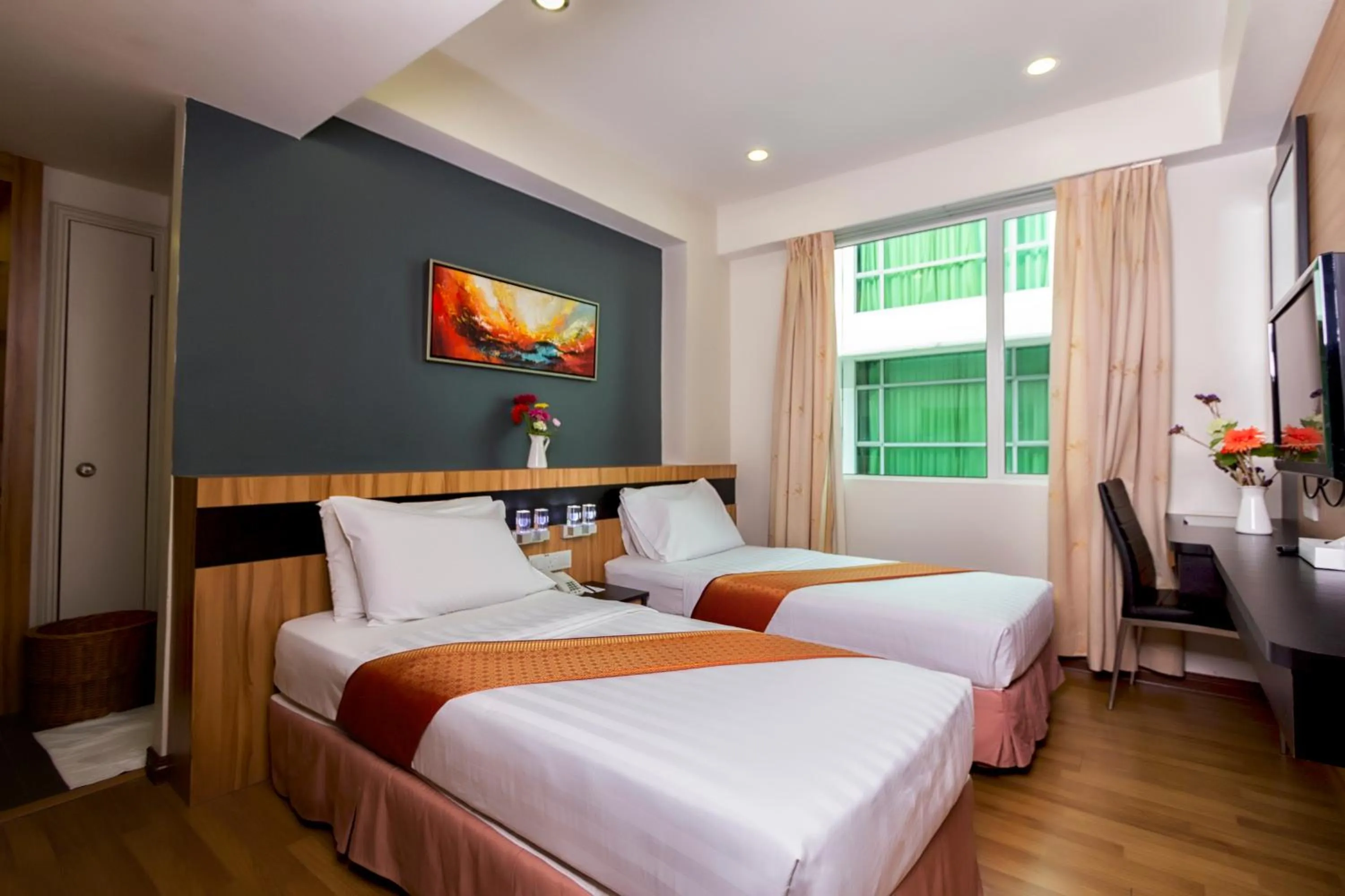 Bed in Mariner Hotel Labuan