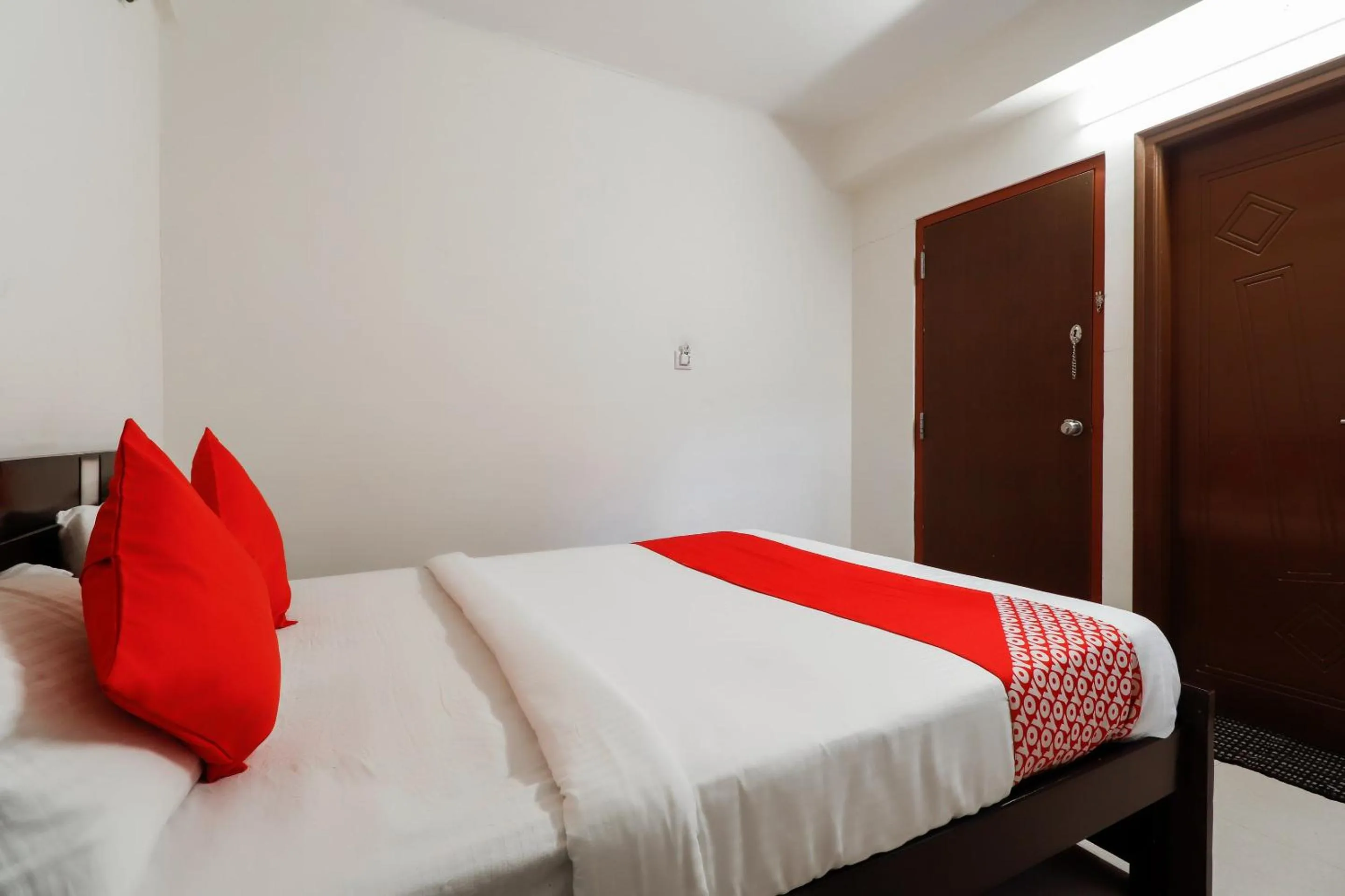 Bedroom, Bed in GN Collection O Near Rajajinagar Industrial Estate