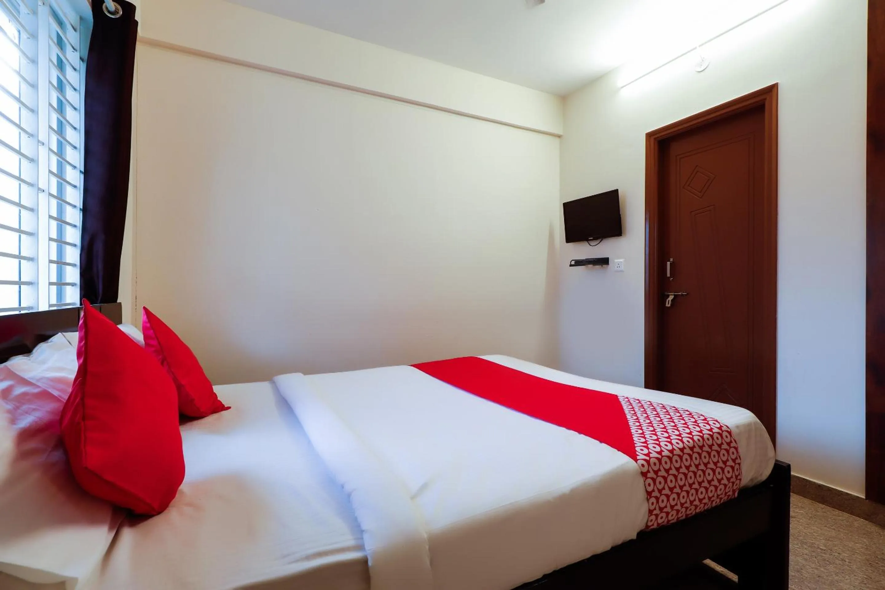 Bedroom, Bed in GN Collection O Near Rajajinagar Industrial Estate