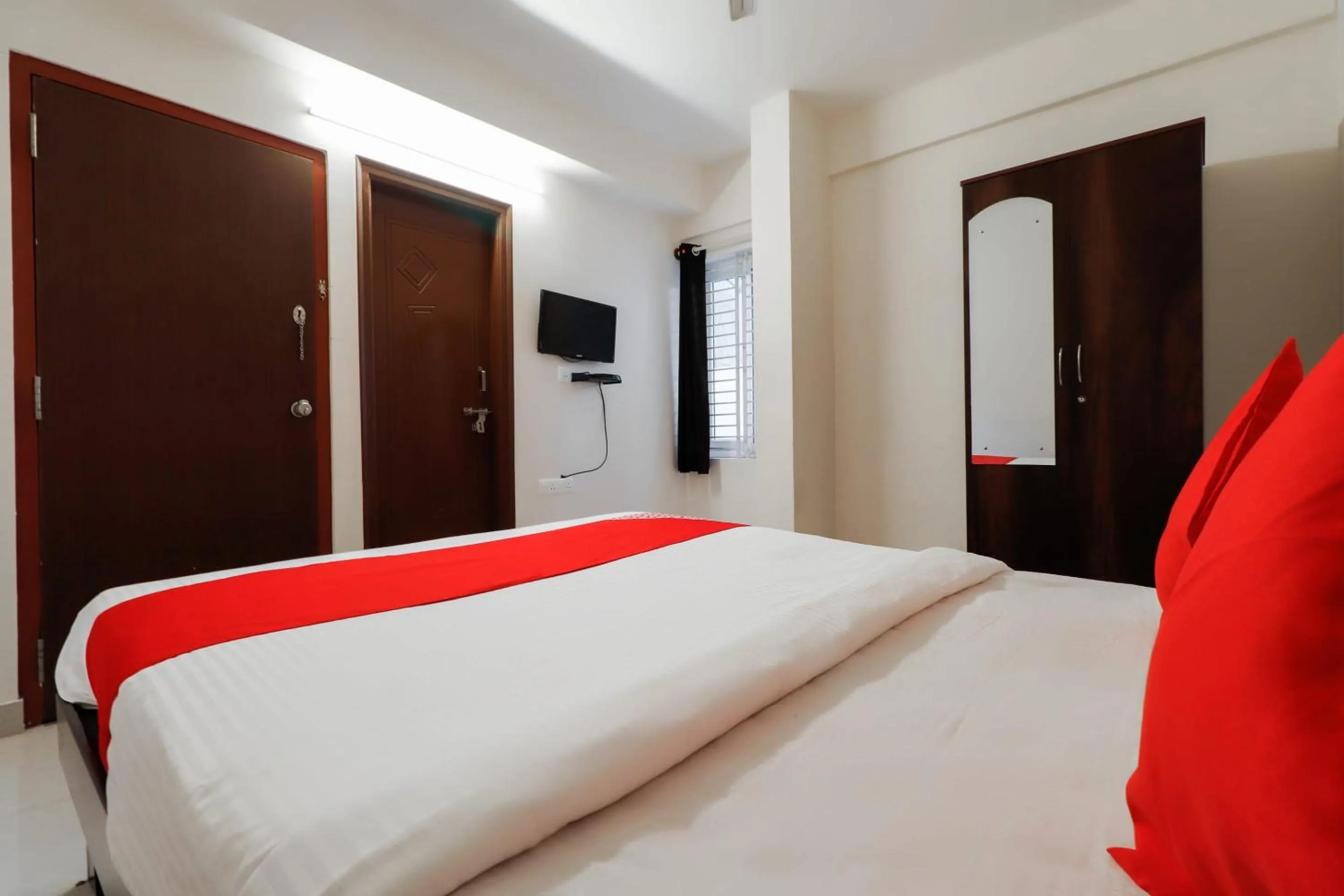 Bedroom, Bed in GN Collection O Near Rajajinagar Industrial Estate