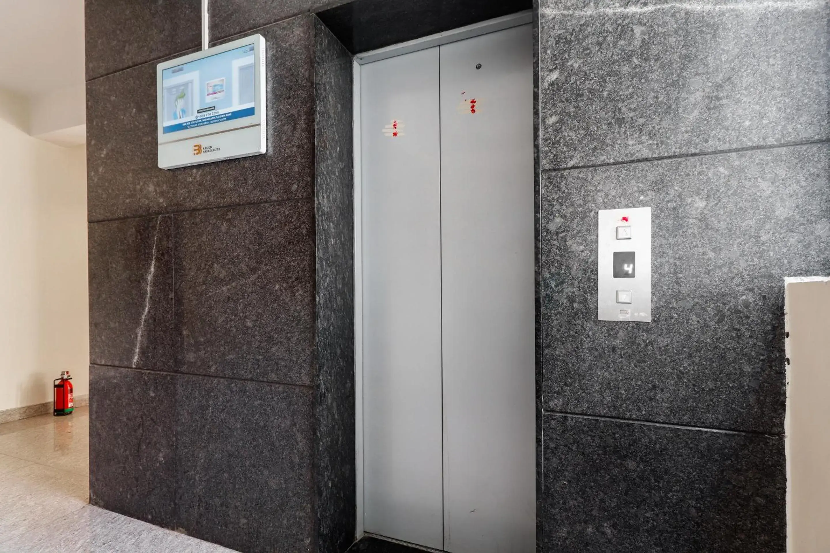 Lobby or reception in GN Collection O Near Rajajinagar Industrial Estate Lobby or reception in GN Collection O Near Rajajinagar Industrial Estate