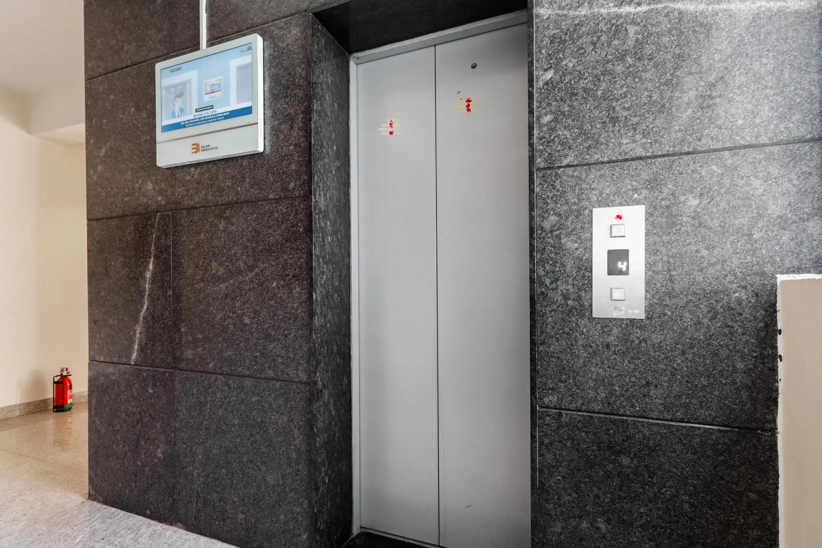 Lobby or reception in GN Collection O Near Rajajinagar Industrial Estate Lobby or reception in GN Collection O Near Rajajinagar Industrial Estate