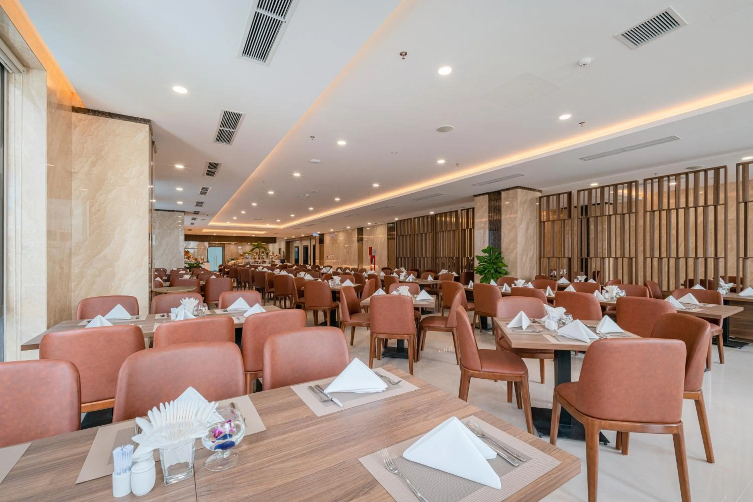 Restaurant/places to eat in Gonsala Hotel Nha Trang