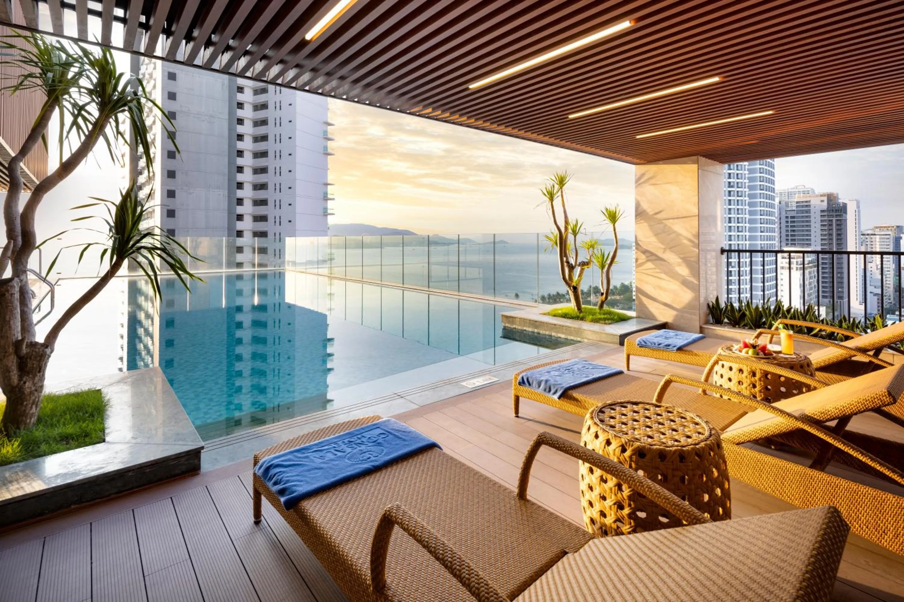 Swimming pool in Gonsala Hotel Nha Trang