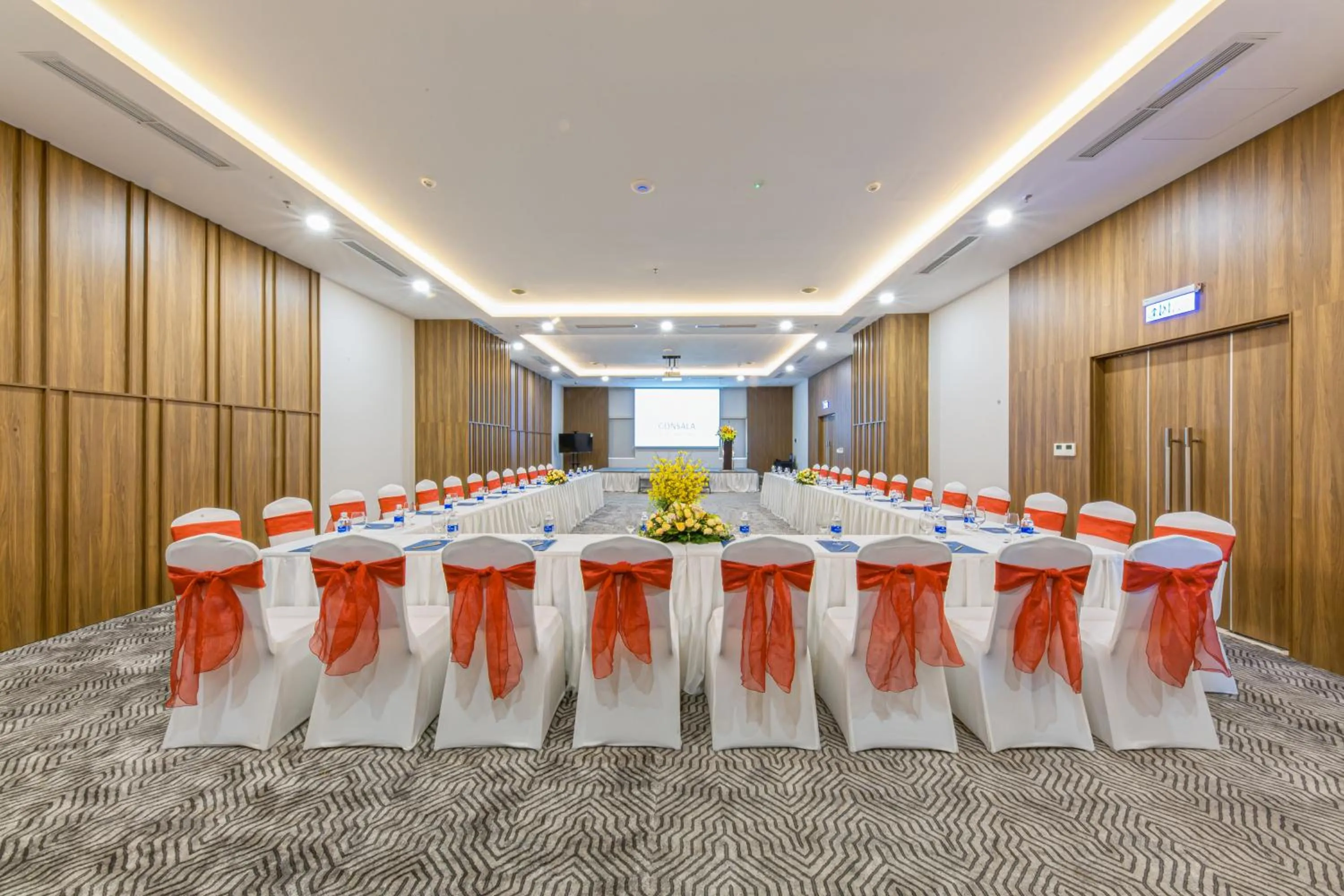 Meeting/conference room in Gonsala Hotel Nha Trang