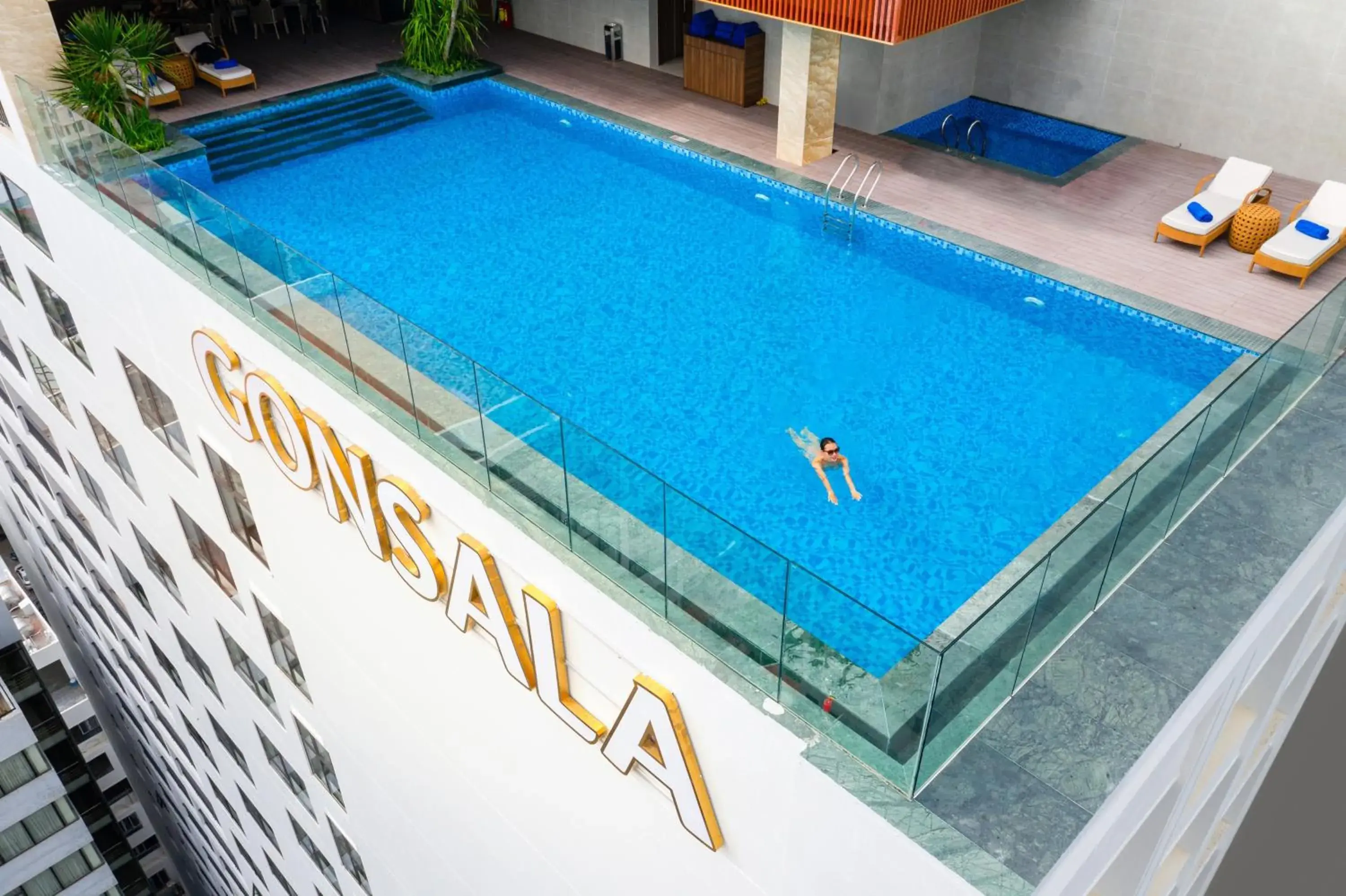 Swimming pool in Gonsala Hotel Nha Trang Swimming pool in Gonsala Hotel Nha Trang
