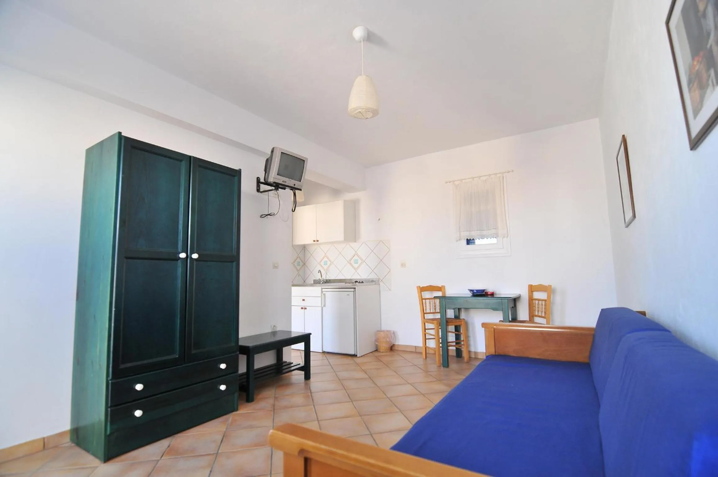 One-Bedroom Apartment in Votsalo Apartments