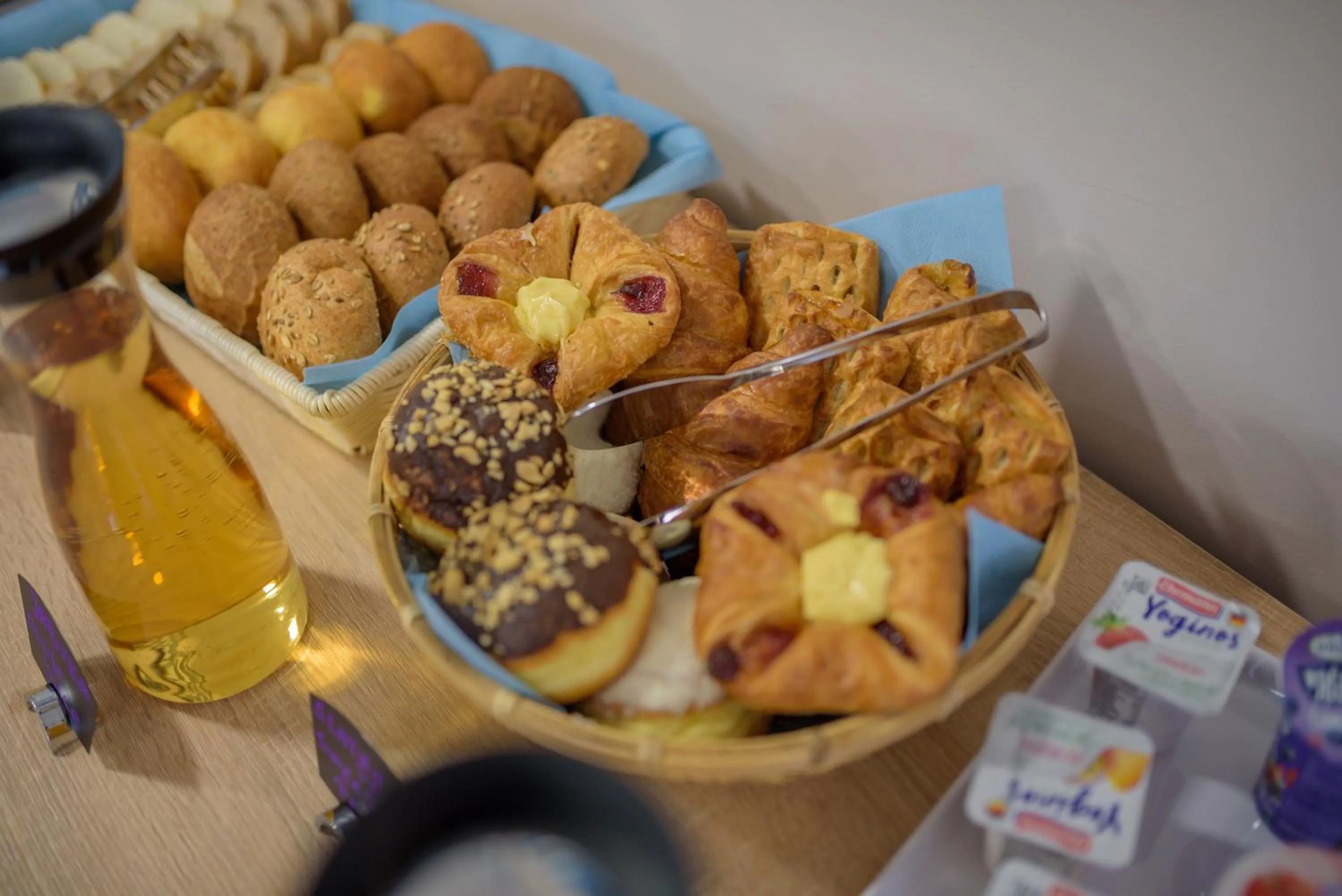 Breakfast in Hotel Soni Lux