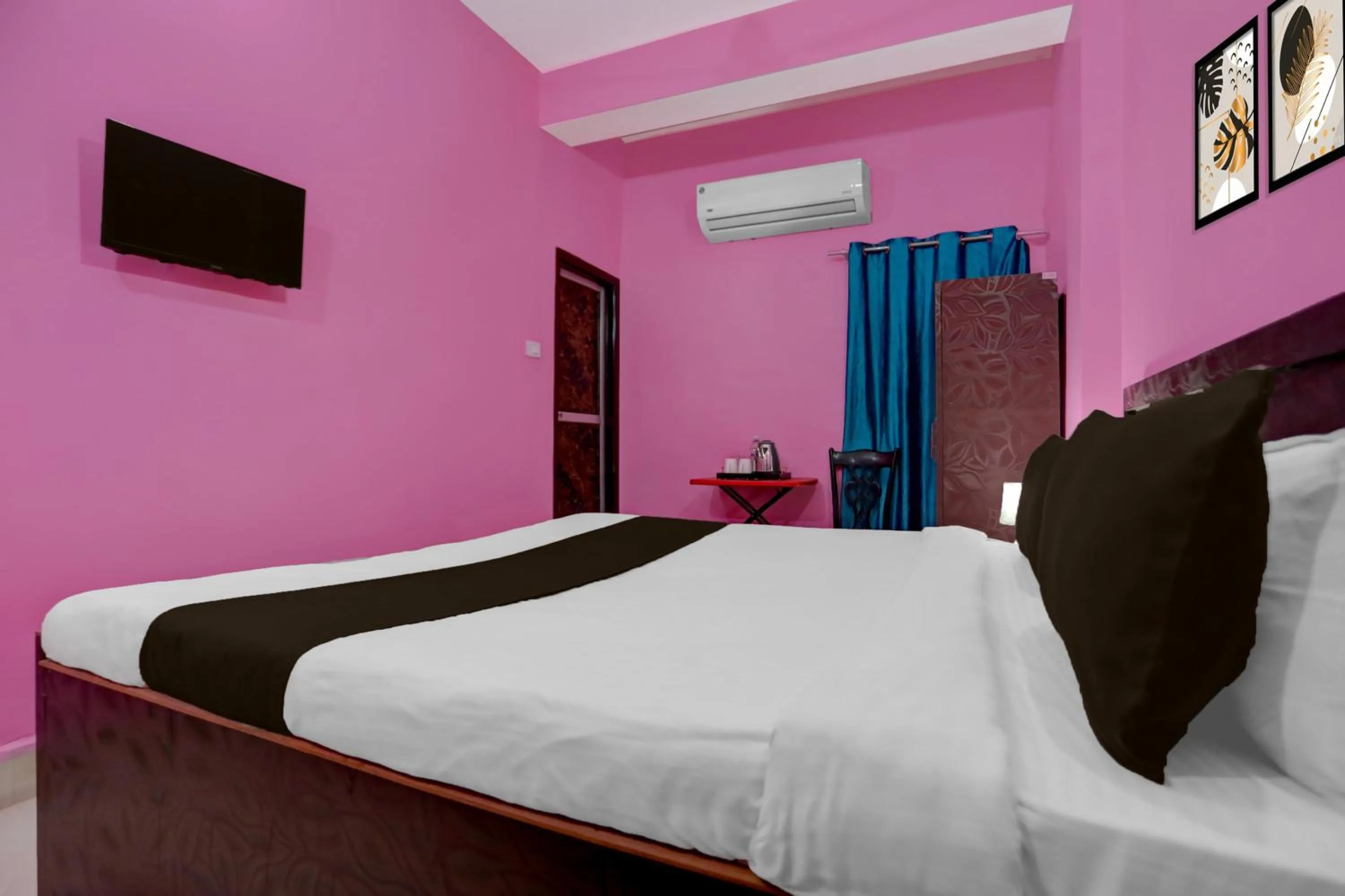 Bedroom, Bed in Super Hotel O Patliputra Railway Station Formerly Rameshwaram Guest House