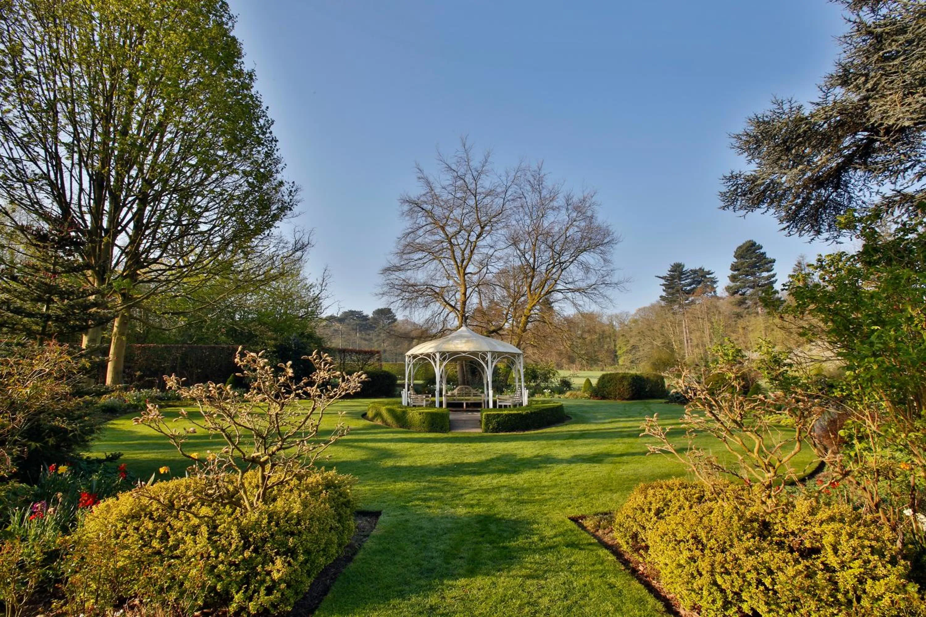Garden in Quorn Grange Hotel