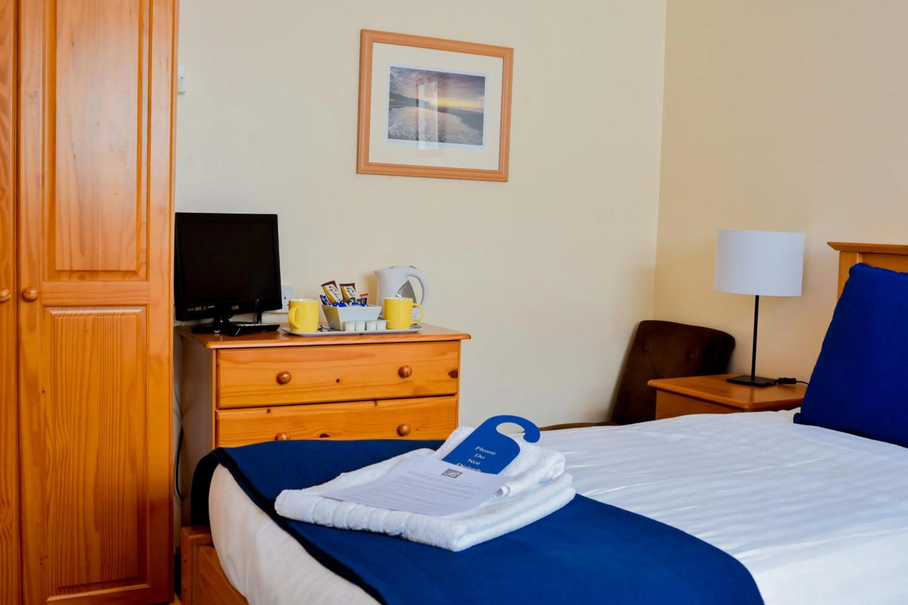 Twin Room in Braemar