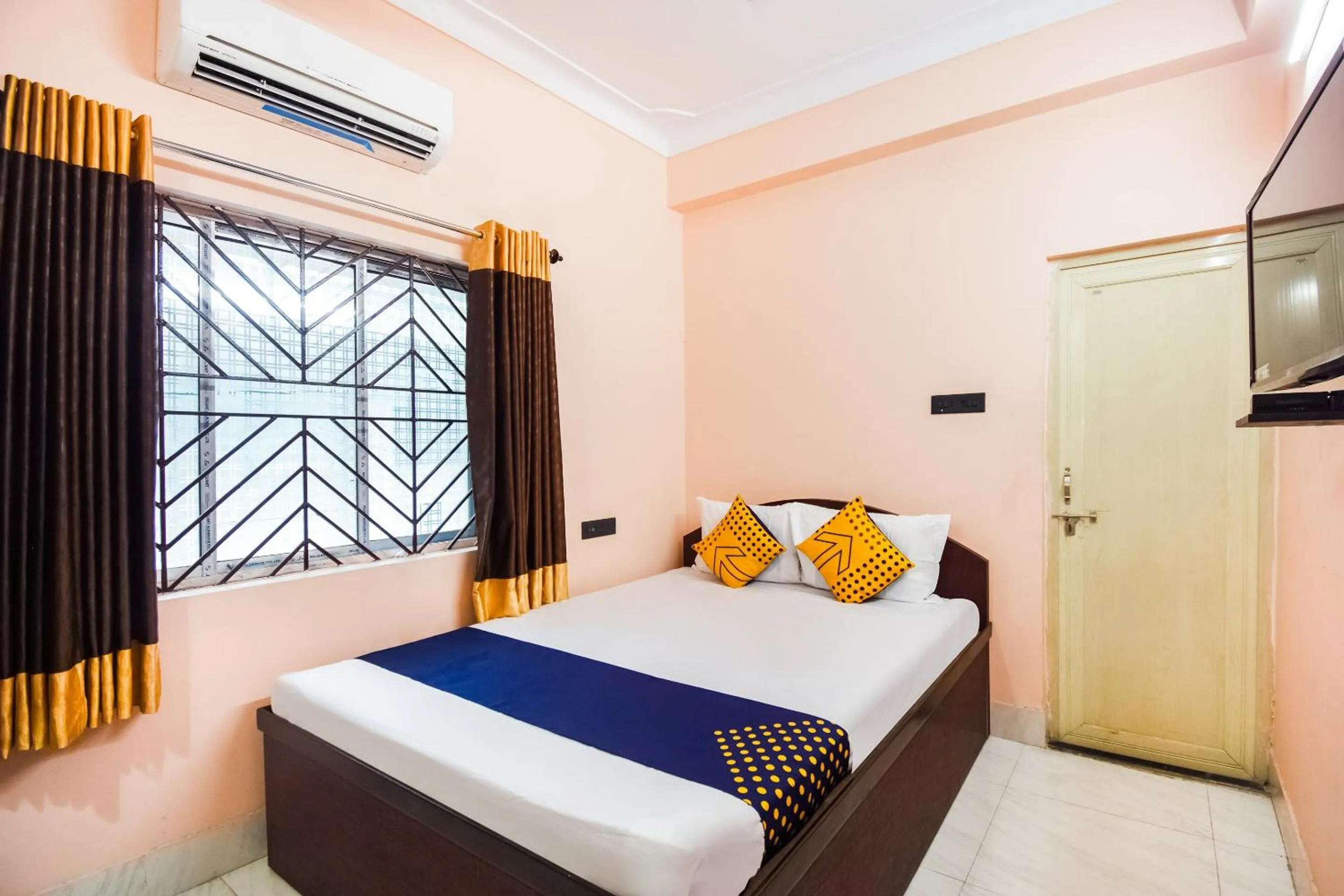 Bedroom, Bed in Hotel O The amber