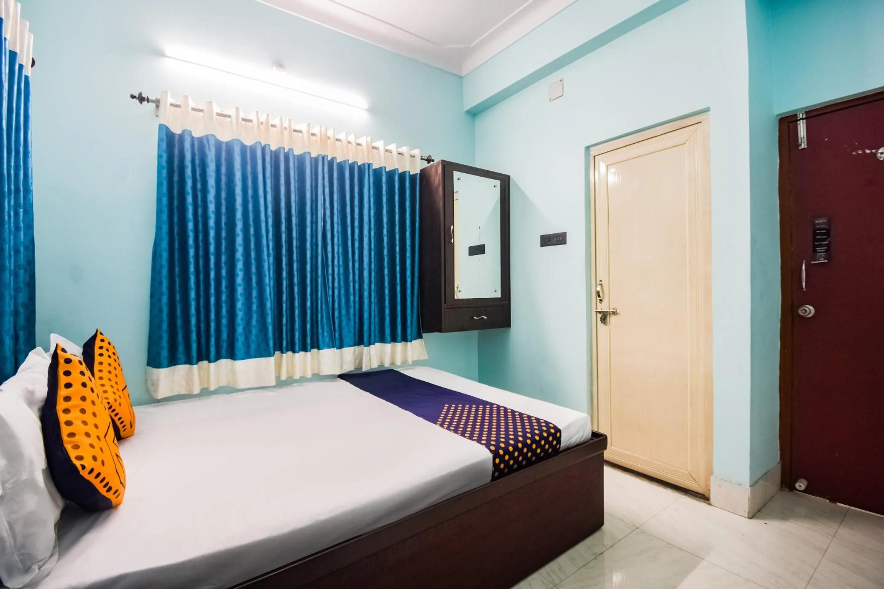Bedroom, Bed in Hotel O The amber