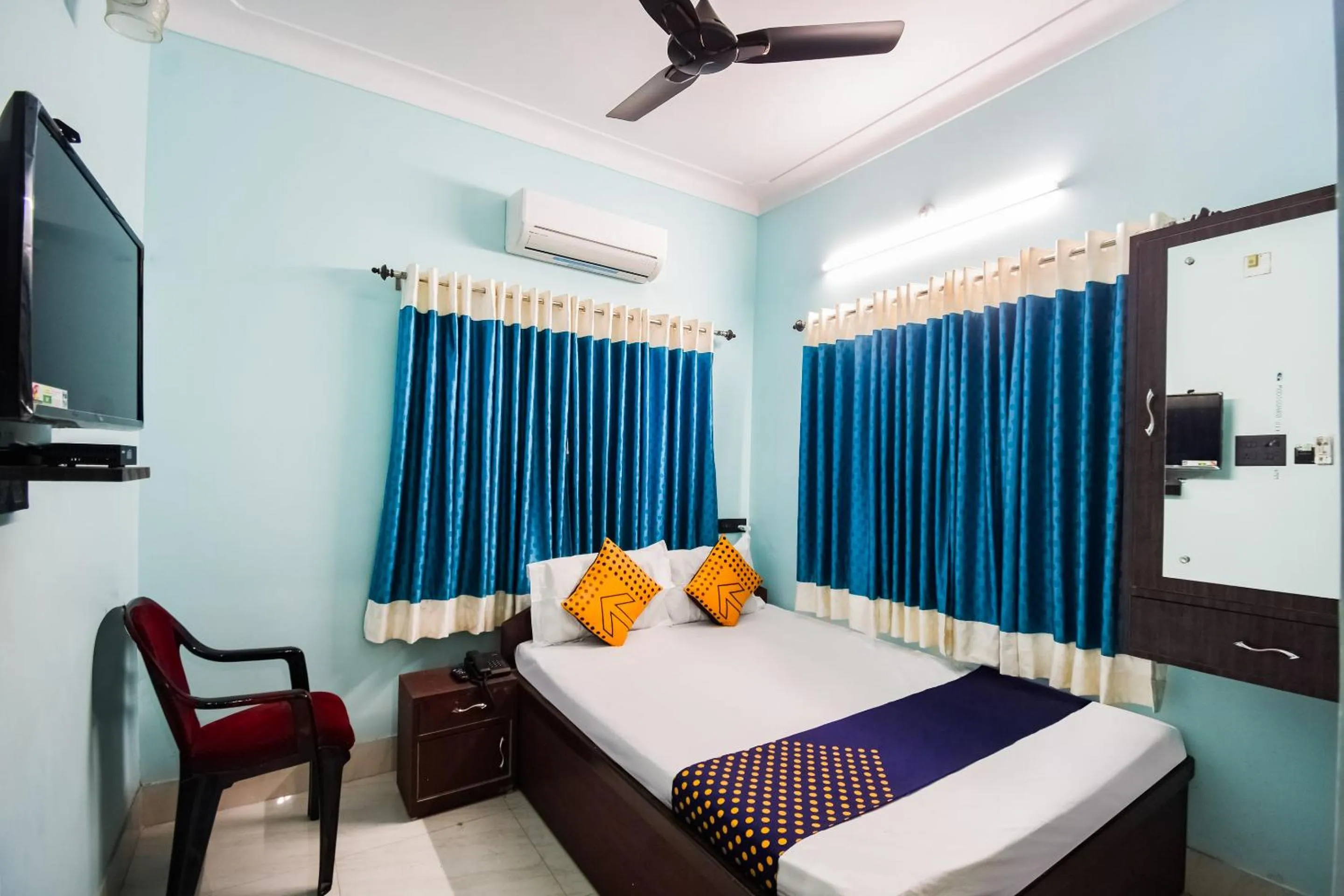 Bedroom, Bed in Hotel O The amber
