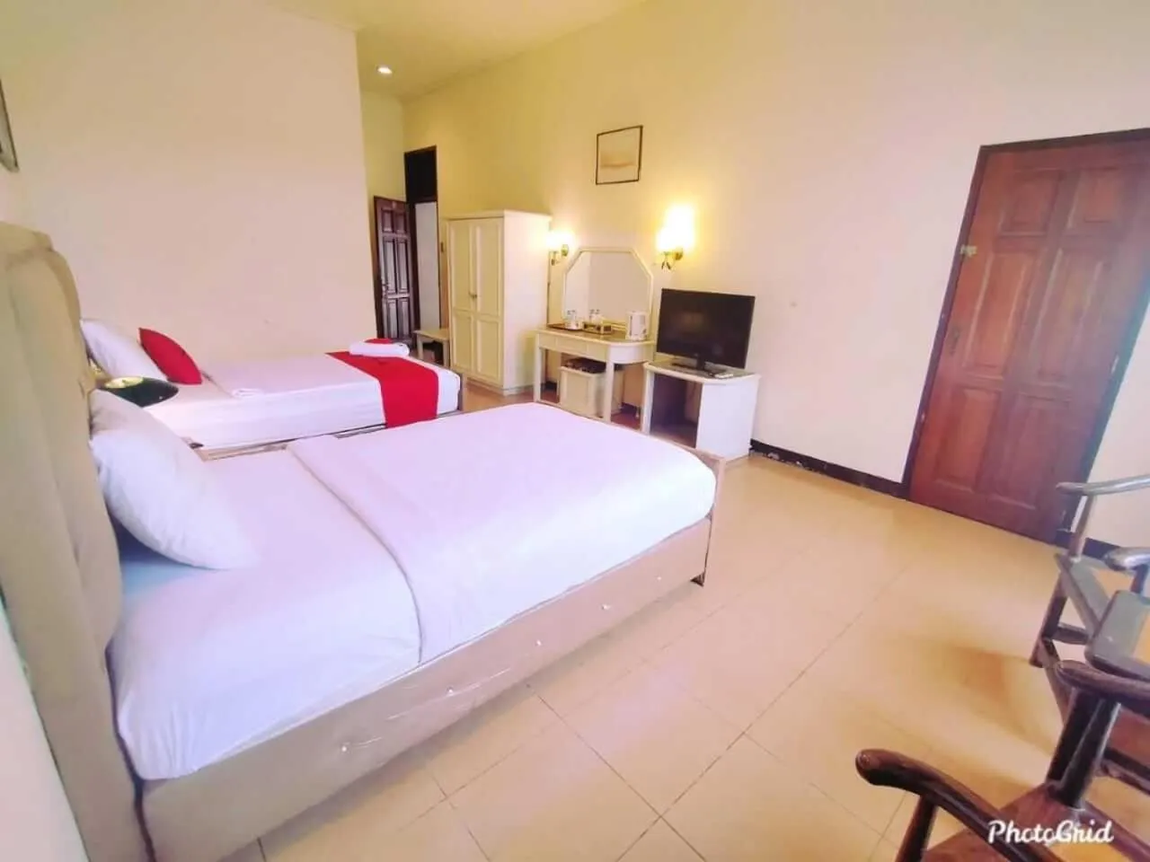 Bedroom, Bed in RedDoorz near Transmart Pangkal Pinang