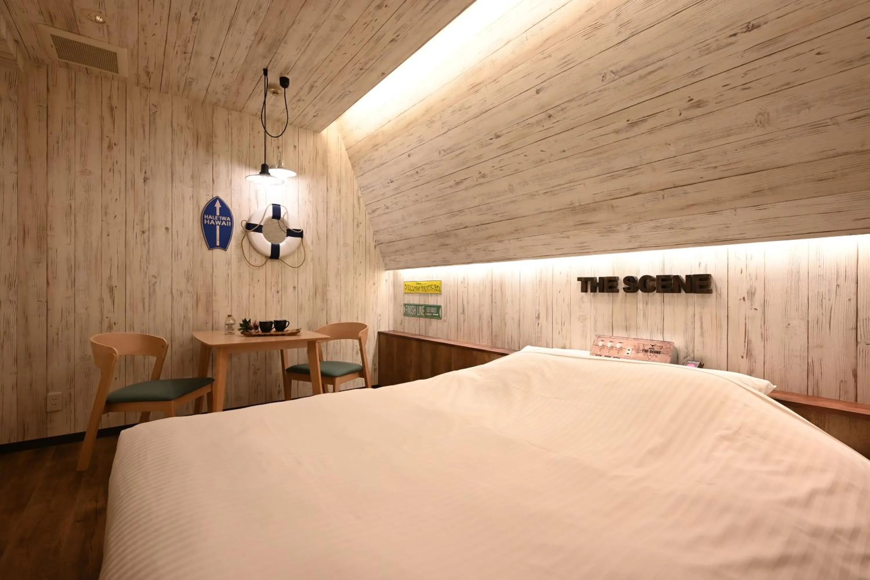 Bed in HOTEL The Scene