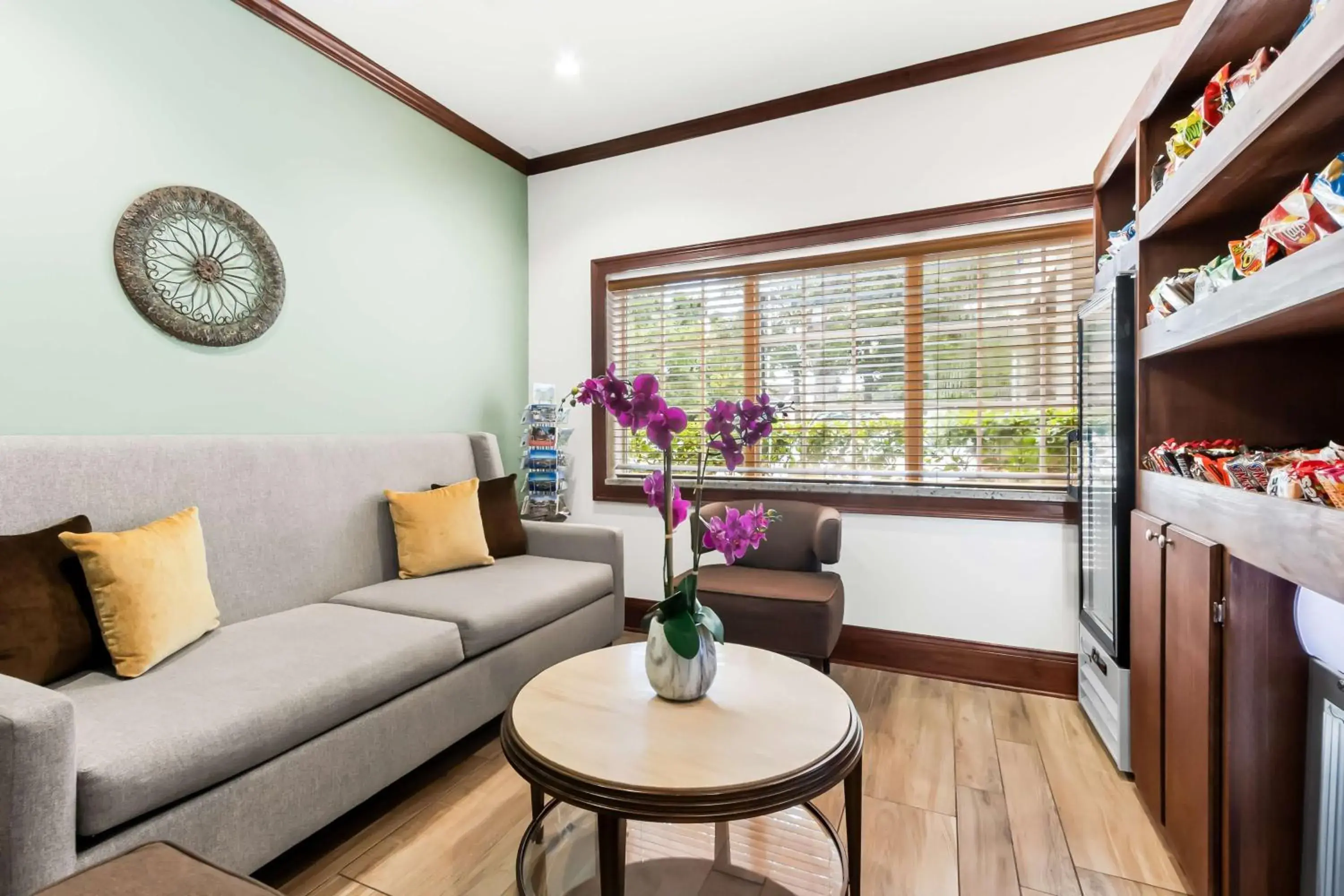 Lobby or reception in Best Western Patriots Point Lobby or reception in Best Western Patriots Point