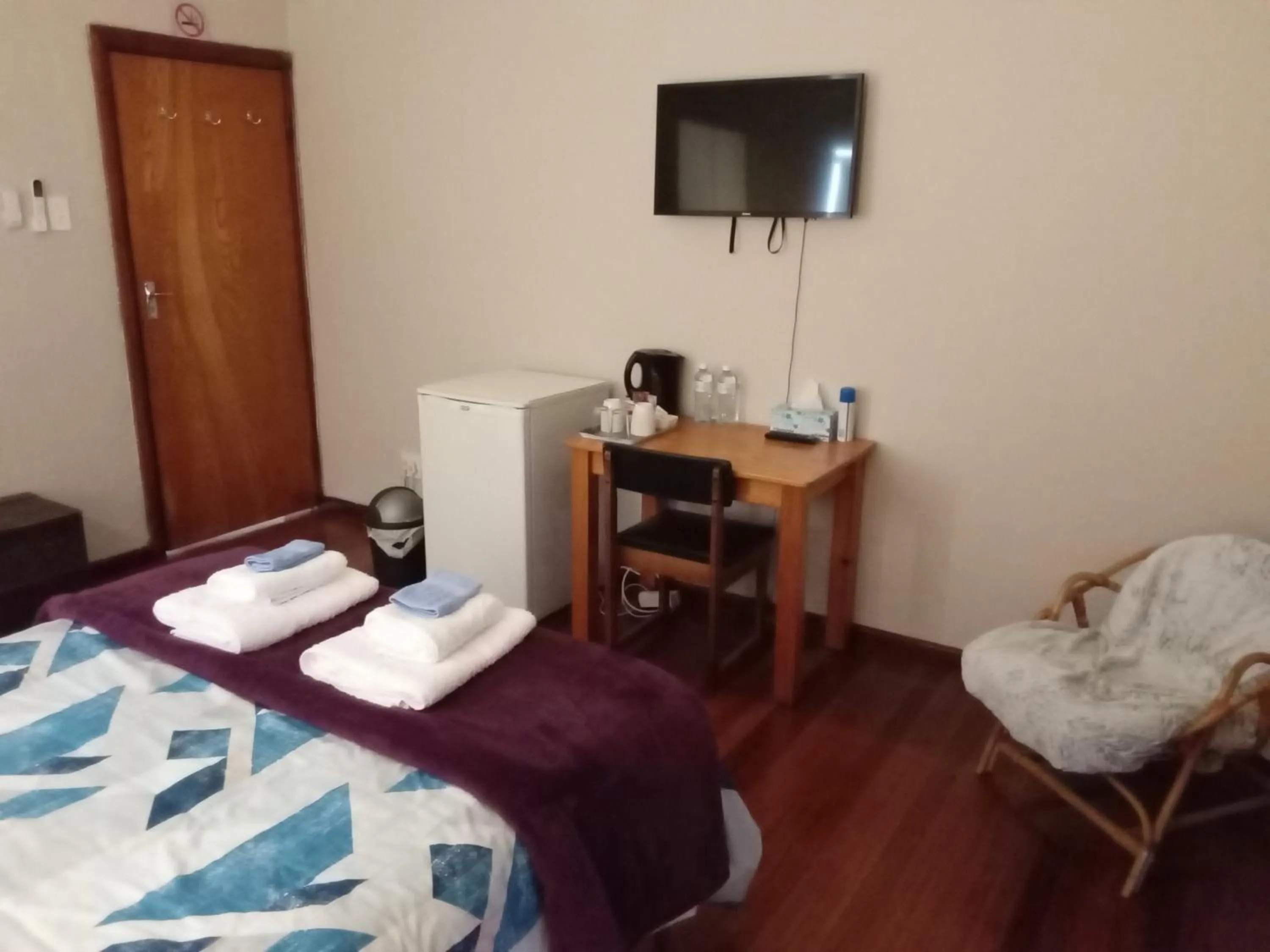 hair dresser, Bed in 10 on Fairview B&B