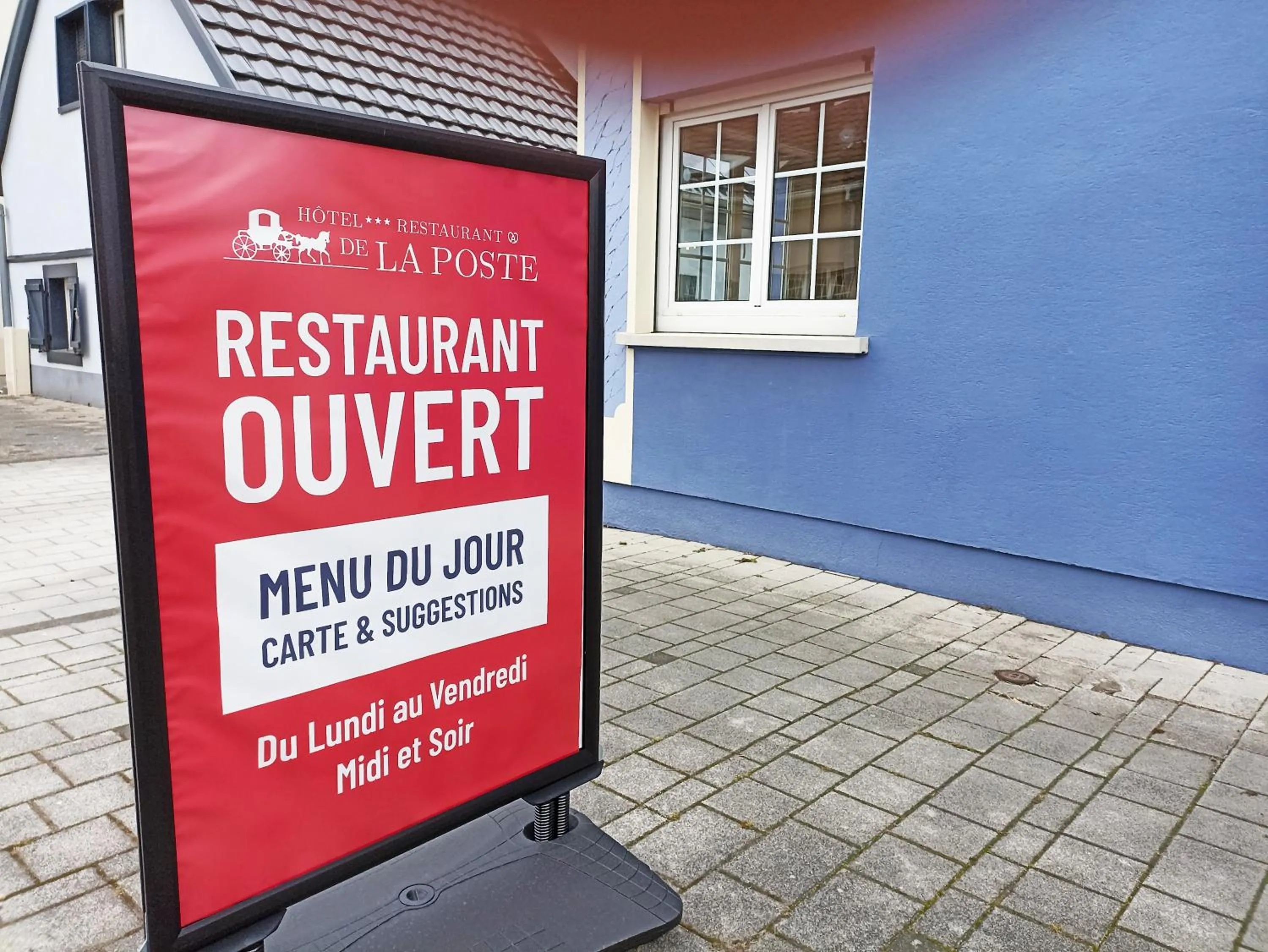 Restaurant/places to eat in Hotel Restaurant De La Poste Mulhouse Ottmarsheim