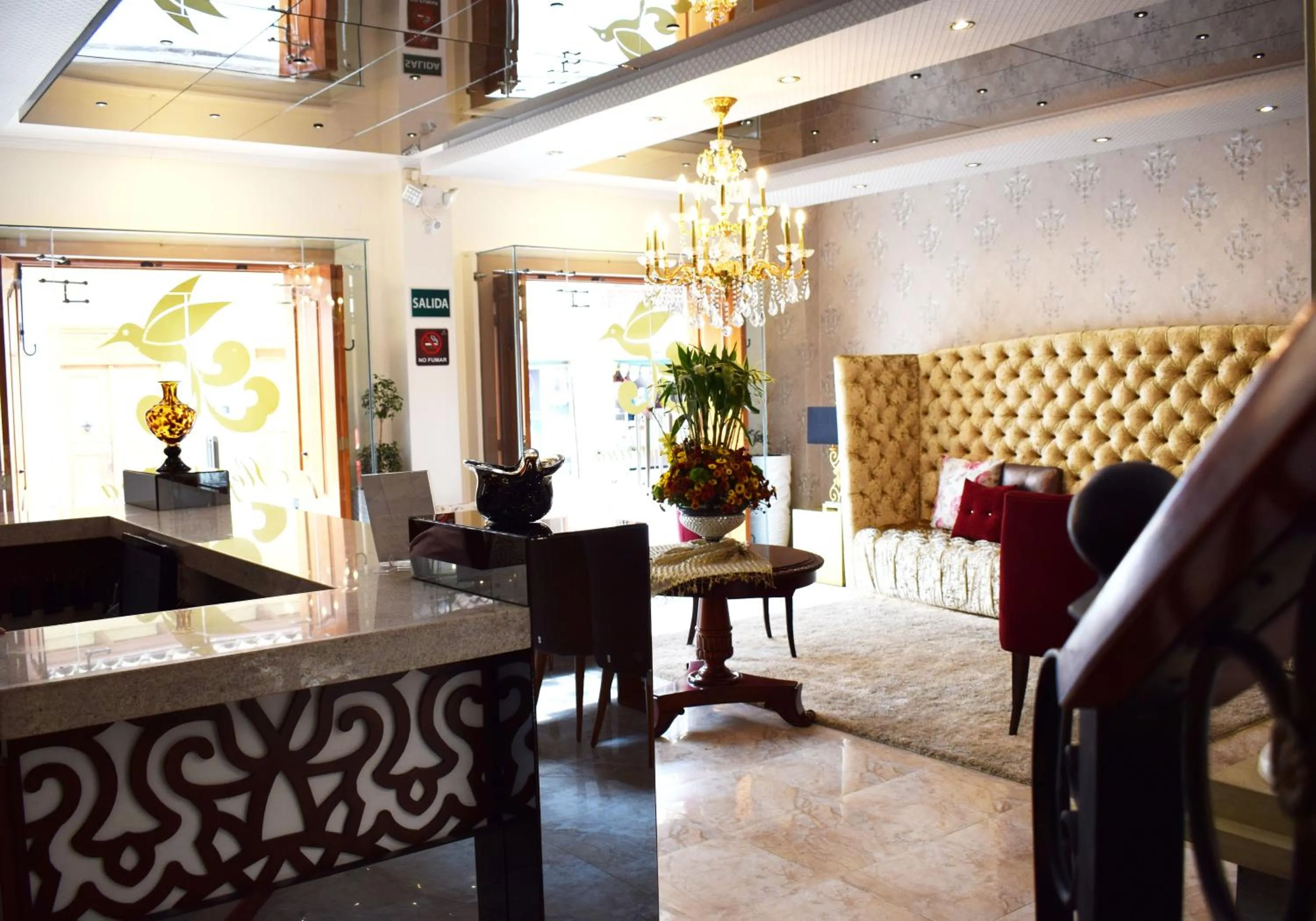 Lobby or reception in Alejandrina Hotel