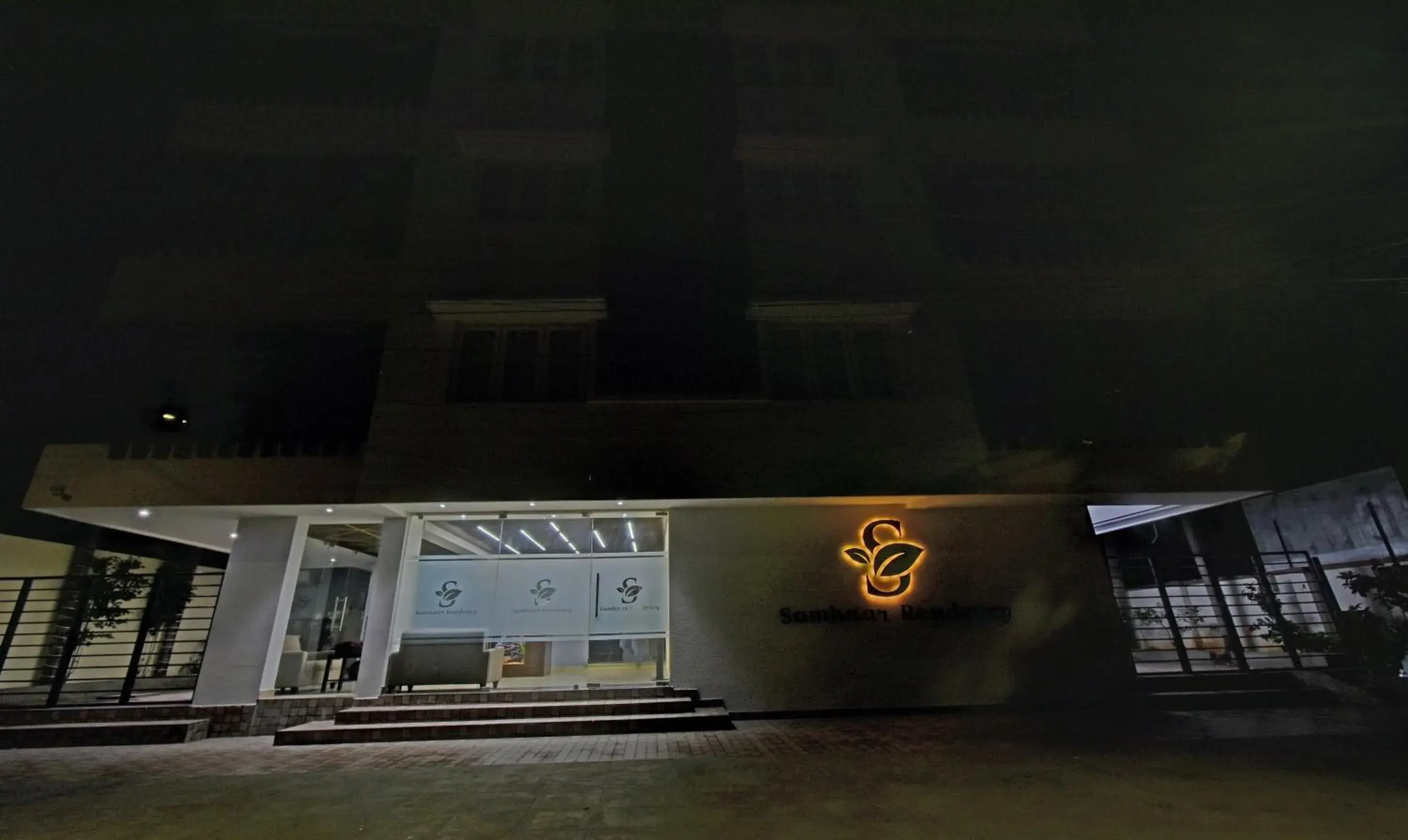 Property building in Treebo Samhaar Residency Thoraipakkam Property building in Treebo Samhaar Residency Thoraipakkam