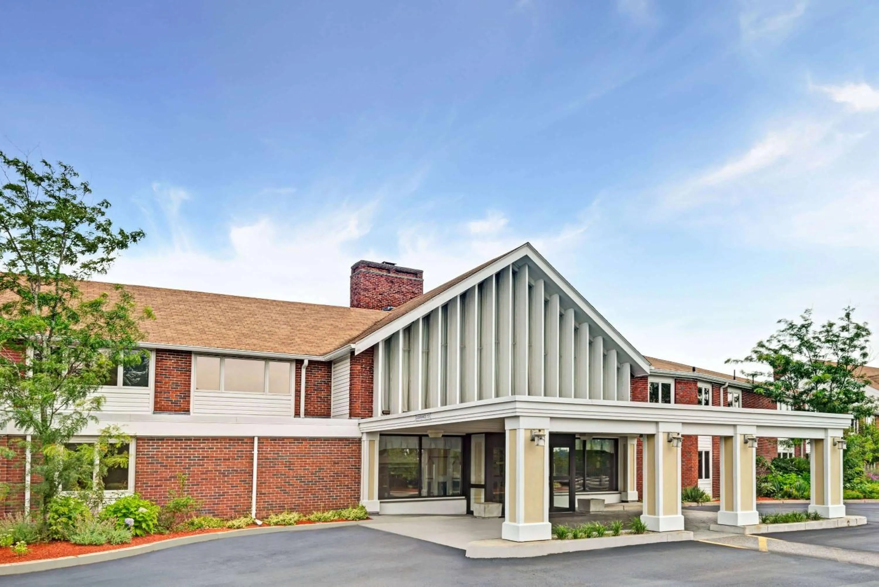Property building in Ramada by Wyndham Seekonk Providence Area