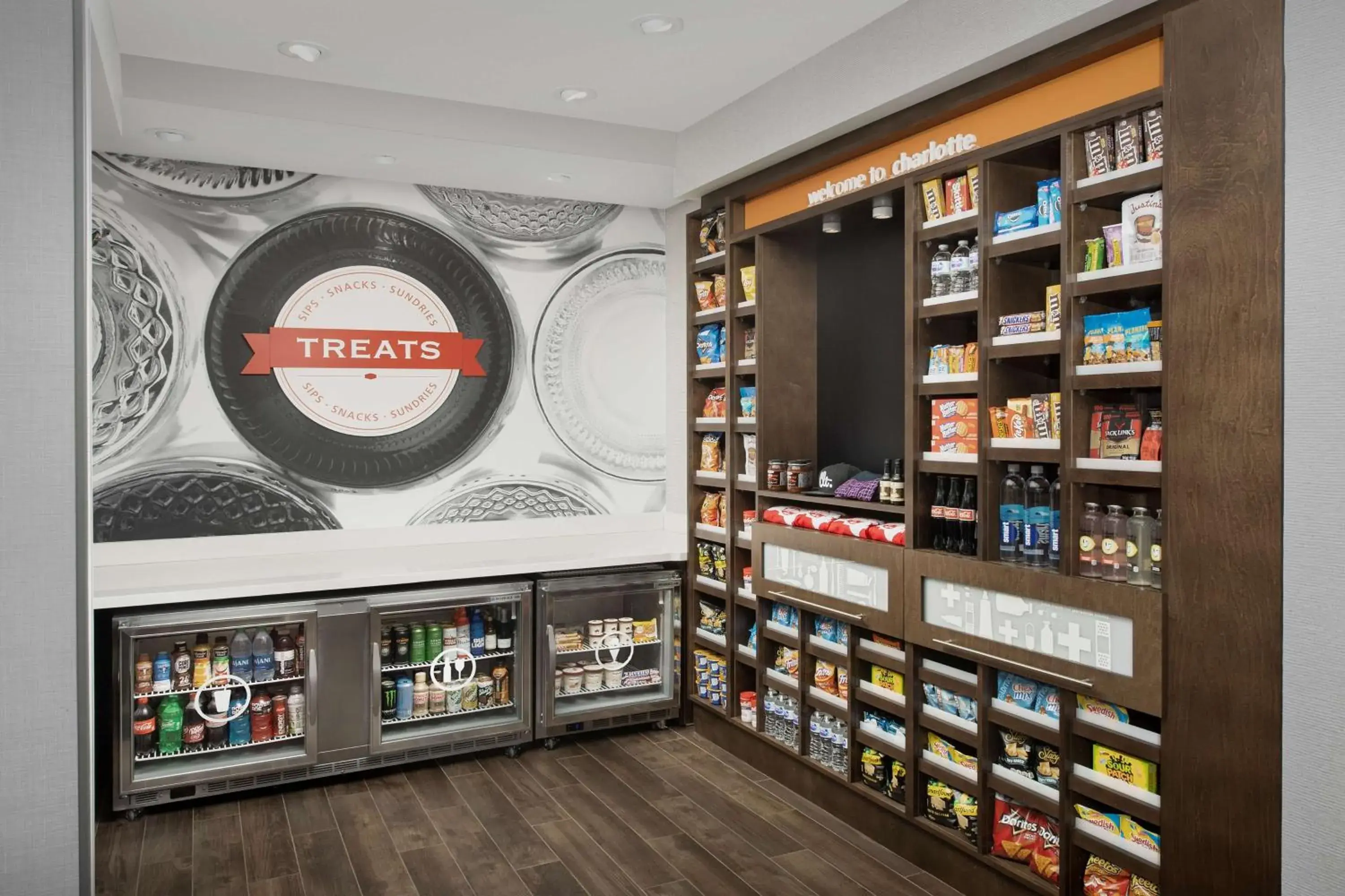 Restaurant/places to eat in Hampton Inn & Suites Charlotte Airport Lake Pointe Restaurant/places to eat in Hampton Inn & Suites Charlotte Airport Lake Pointe