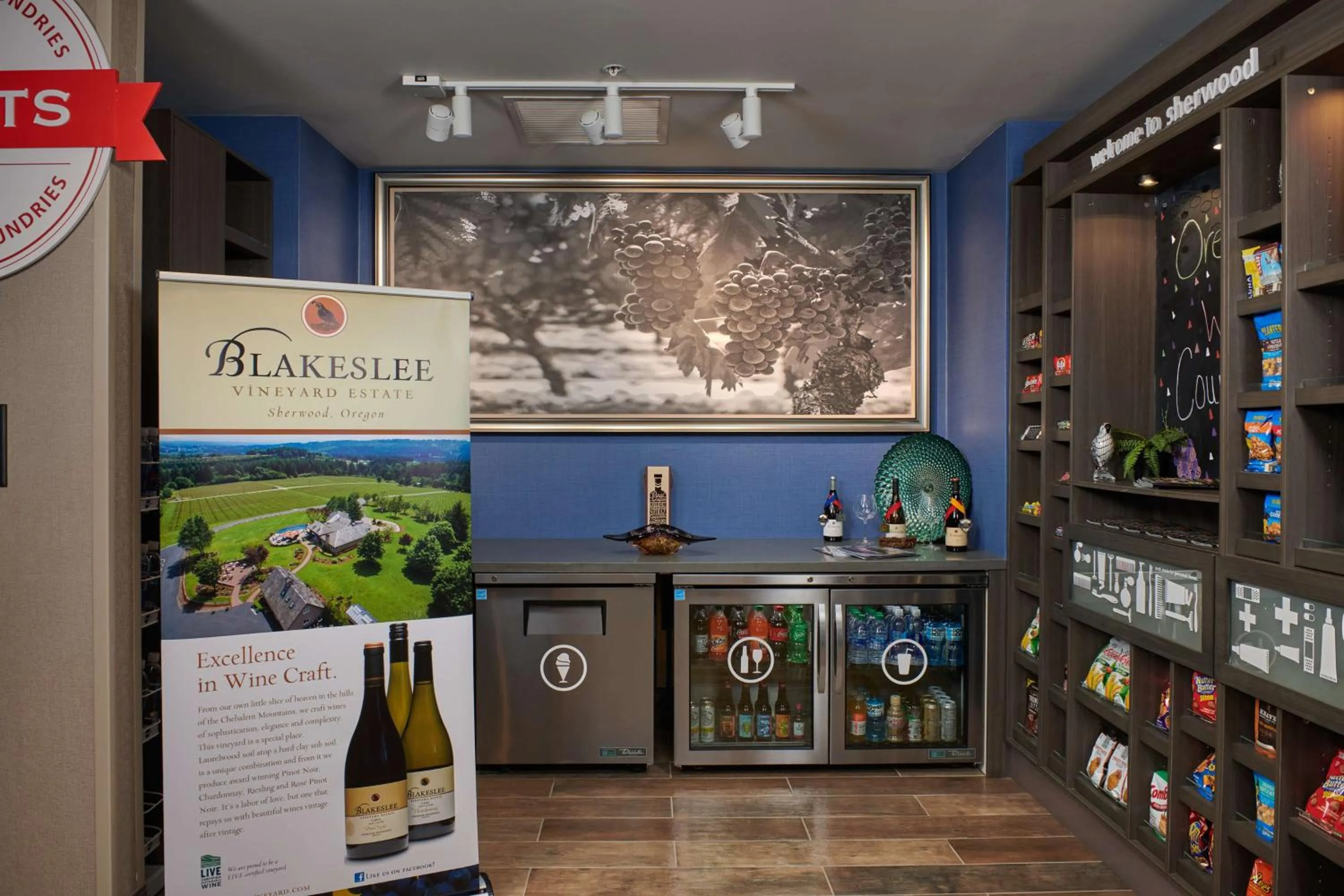 Restaurant/places to eat in Hampton Inn Sherwood Portland