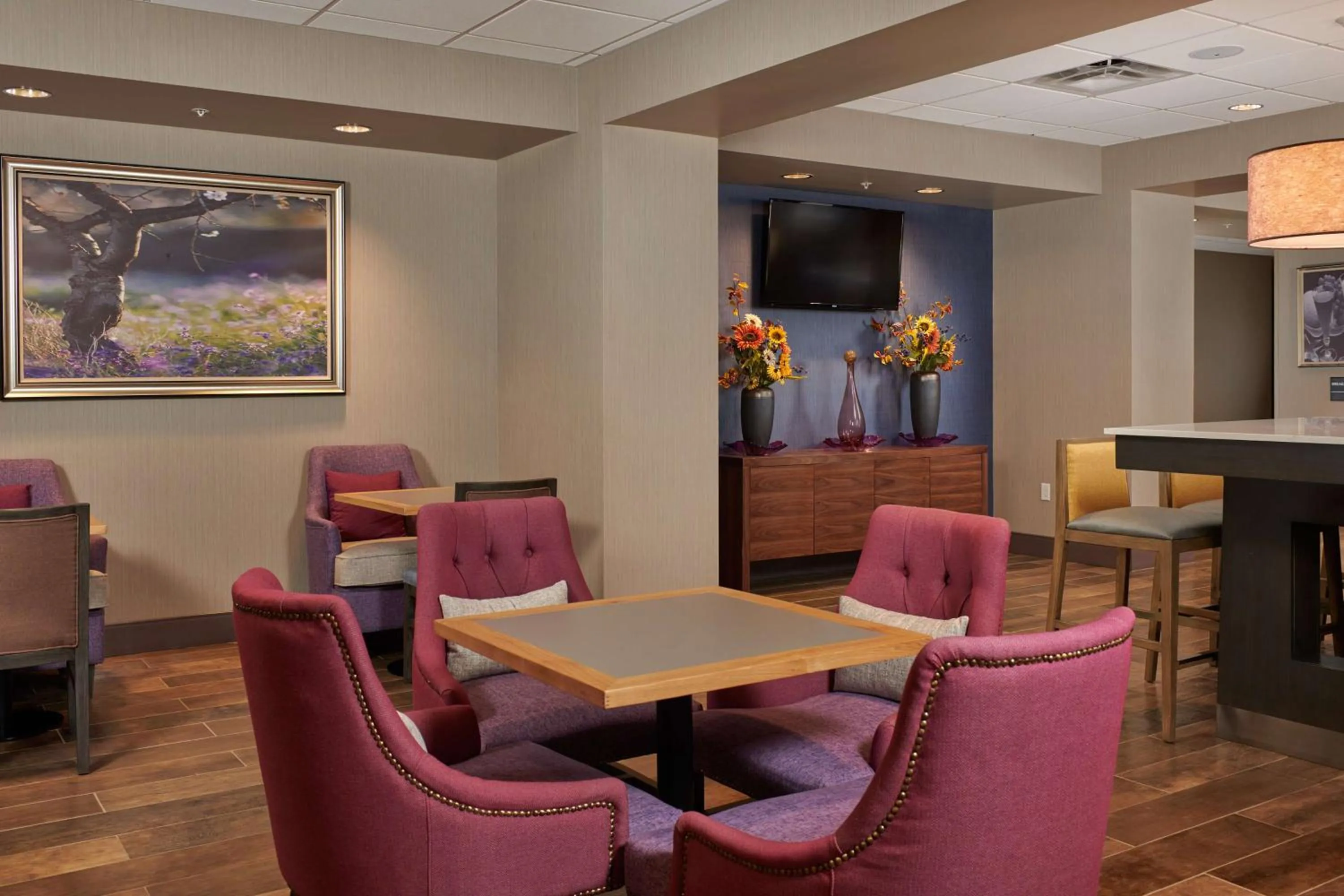 Lobby or reception in Hampton Inn Sherwood Portland