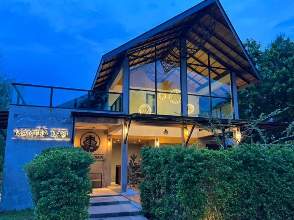 The Mantra Navi