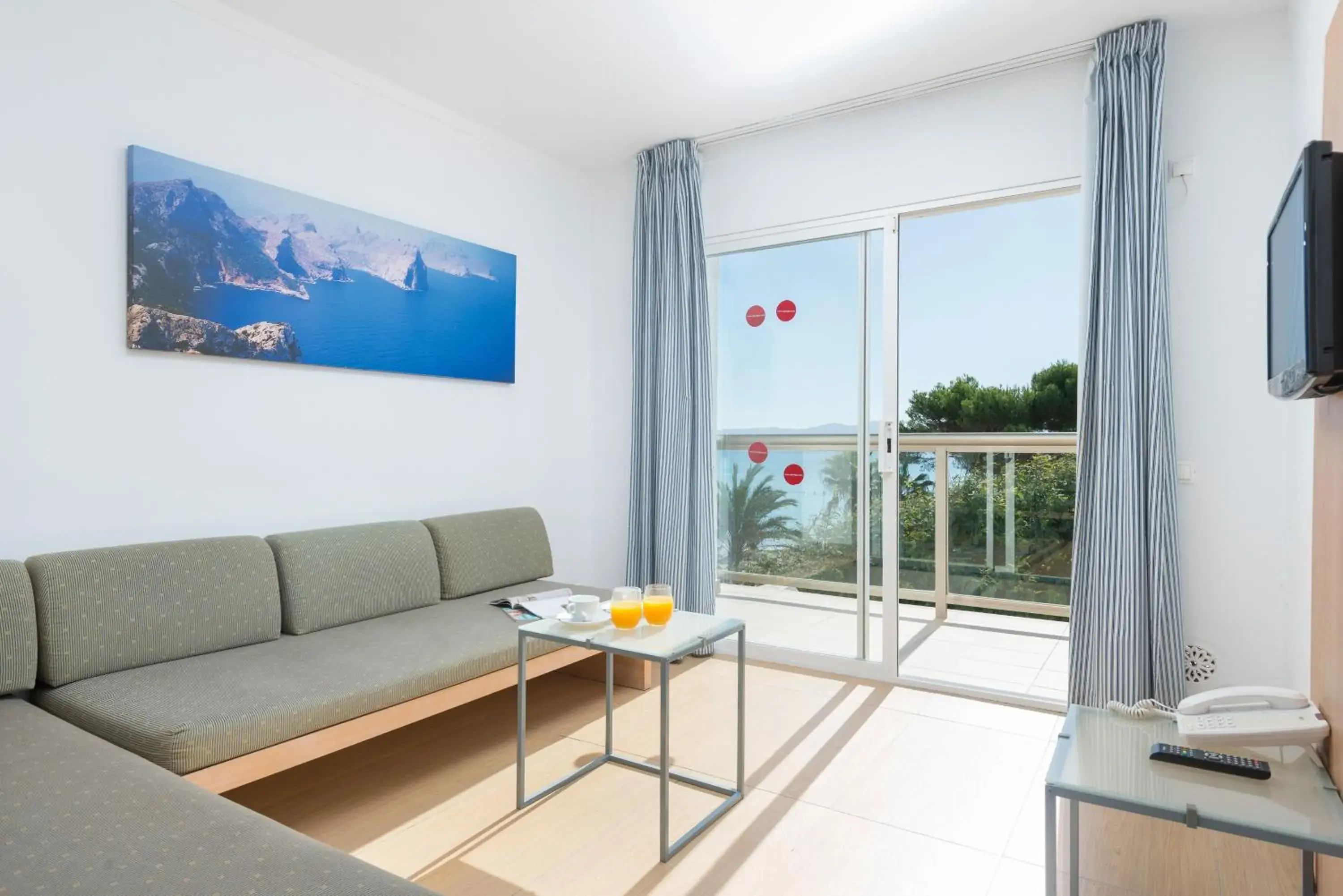 Living room in Aparthotel Ses Fotges Living room in Aparthotel Ses Fotges