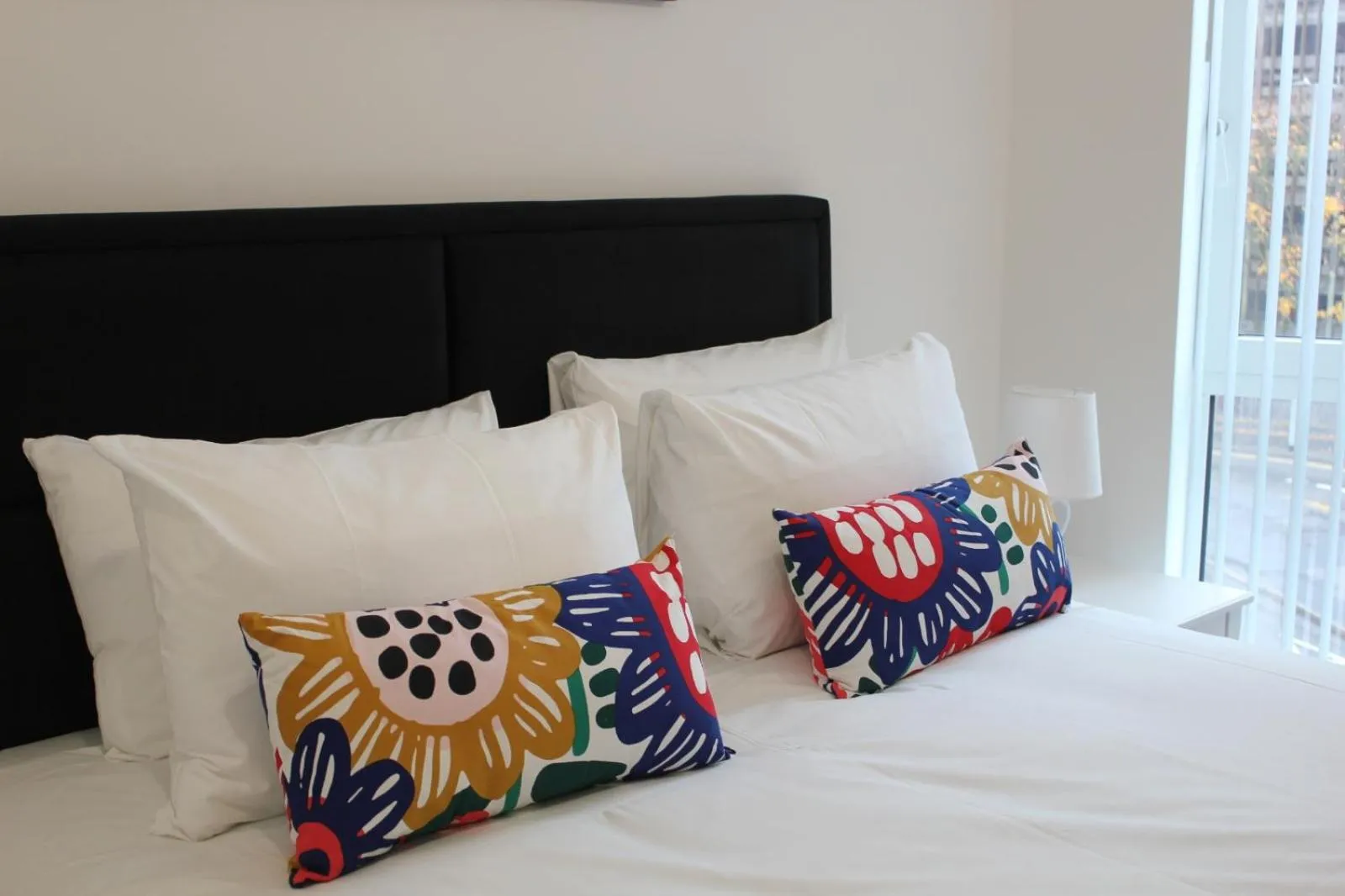 Bedroom in Berks Luxury Serviced Apartments , free parking, free Gym and free wifi