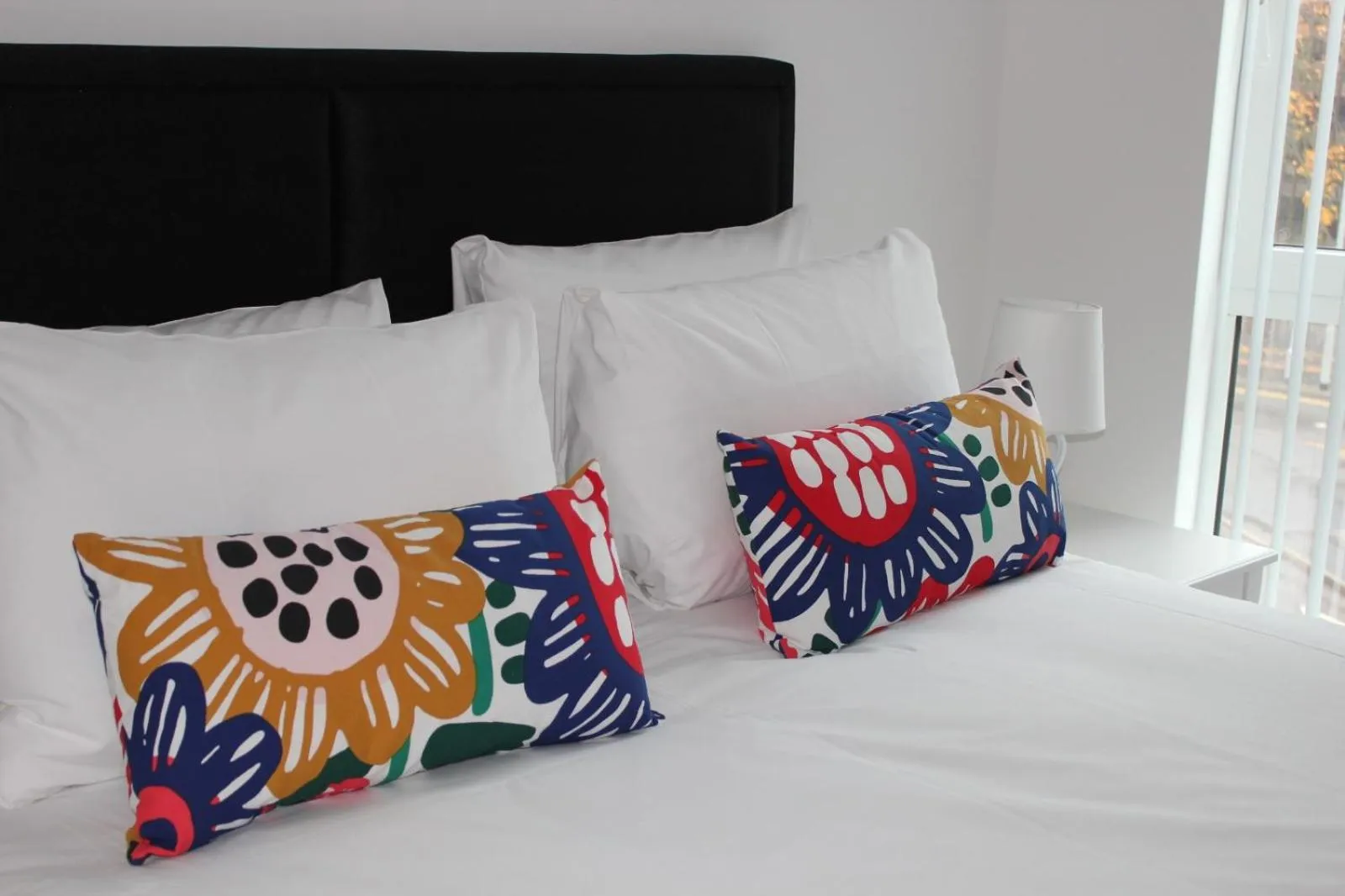 Bedroom in Berks Luxury Serviced Apartments , free parking, free Gym and free wifi