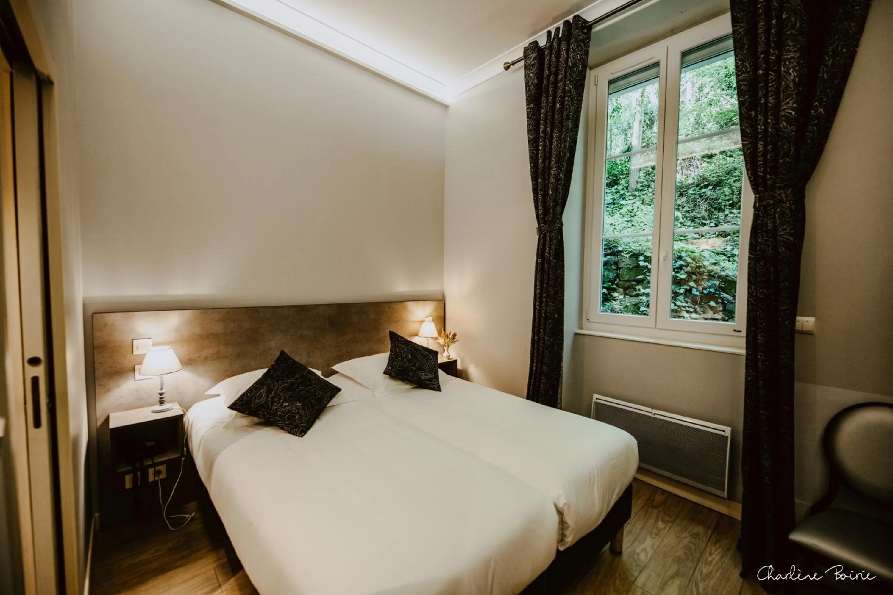 Bed in Grand Hotel Des Bains & Villas des Bains