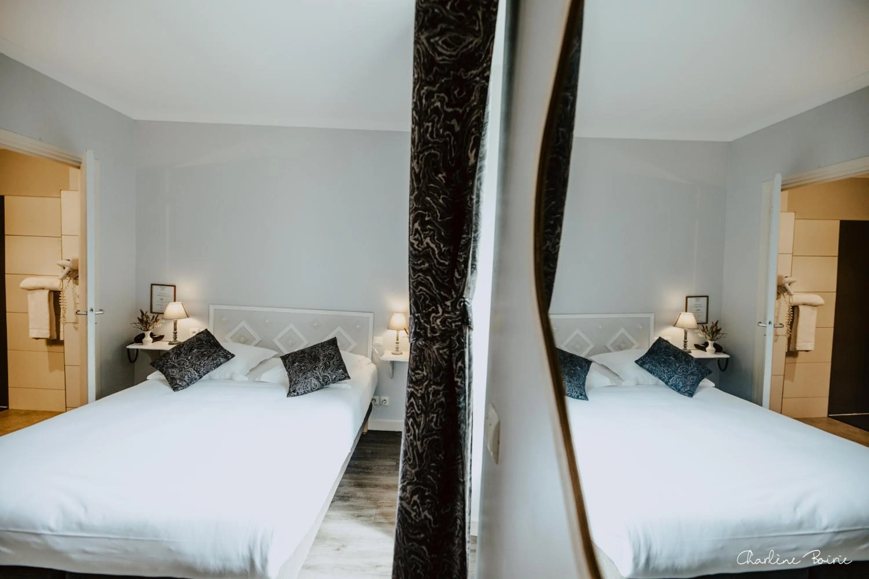 Bed in Grand Hotel Des Bains & Villas des Bains