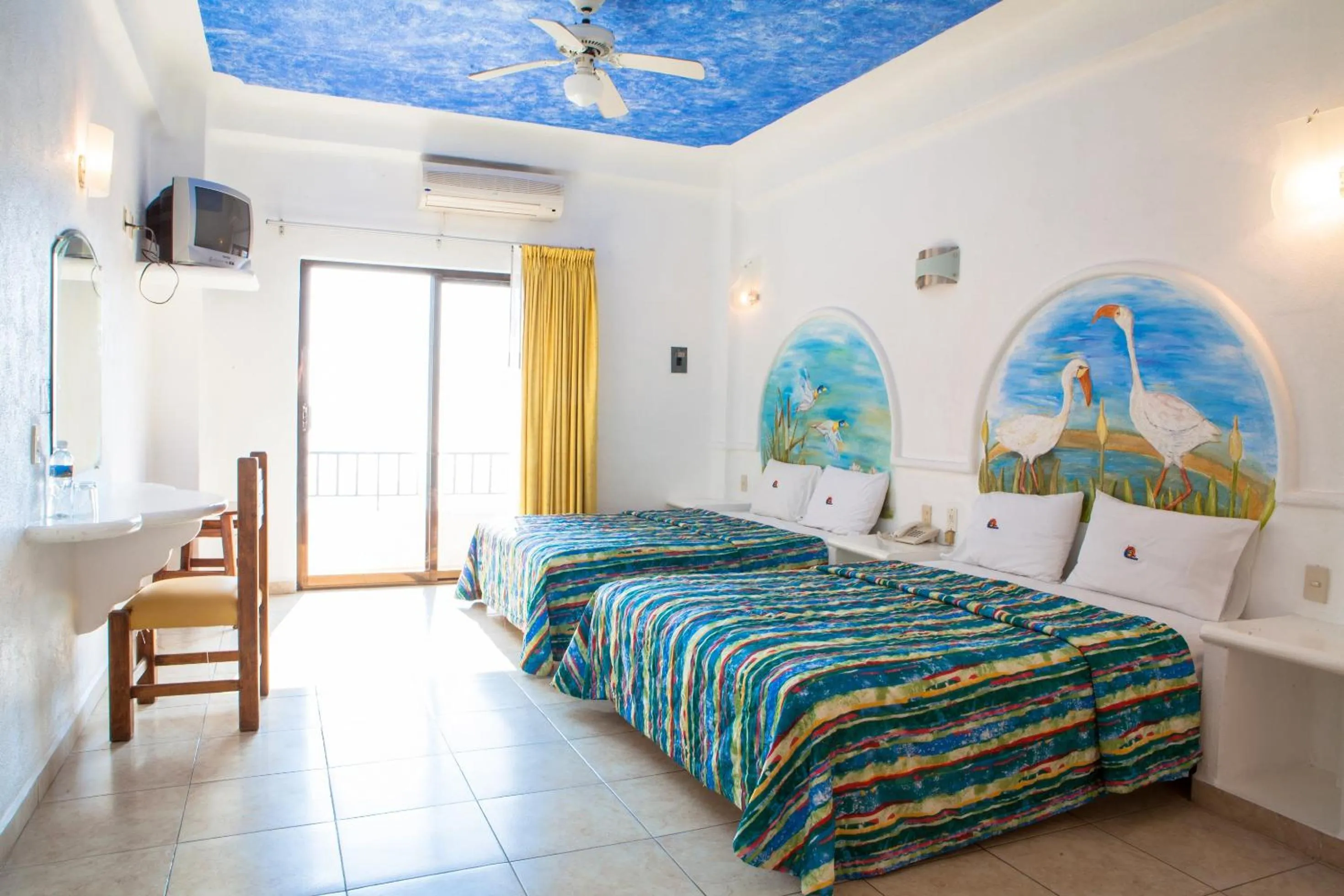 Bedroom, Bed in Hotel La Alondra