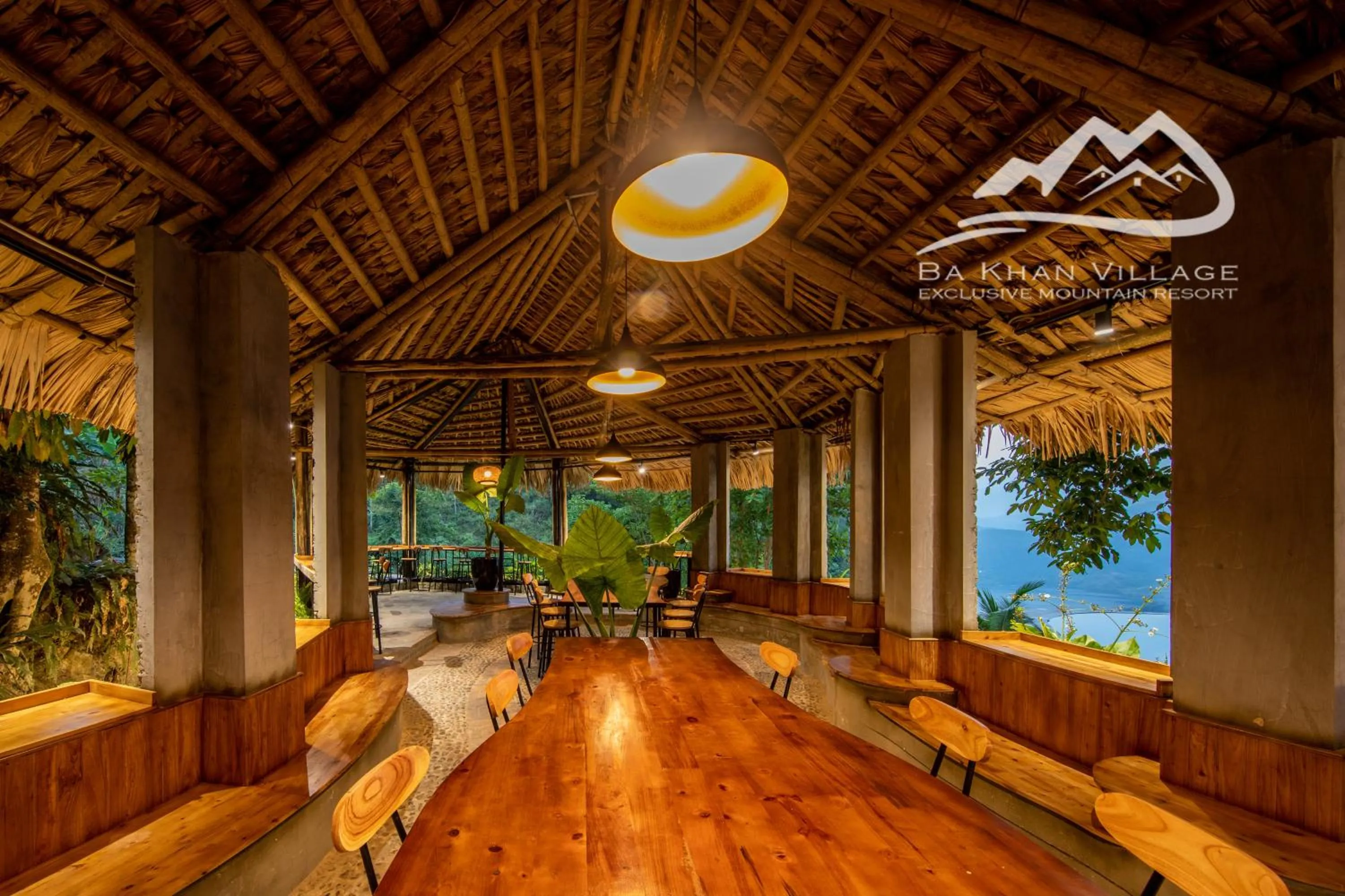 Lounge or bar in Bakhan Village Resort