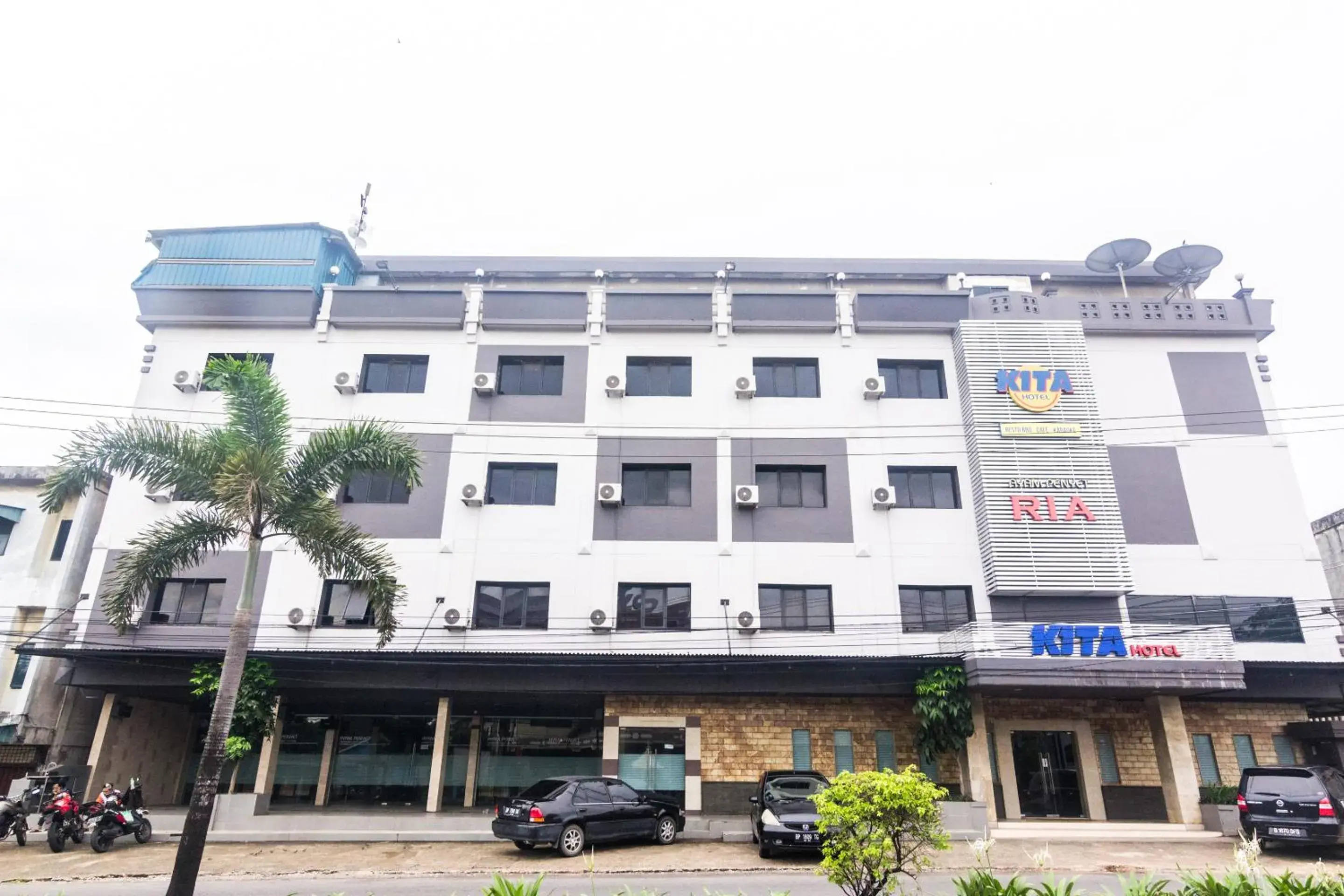 Property building in Kita Hotel Property building in Kita Hotel