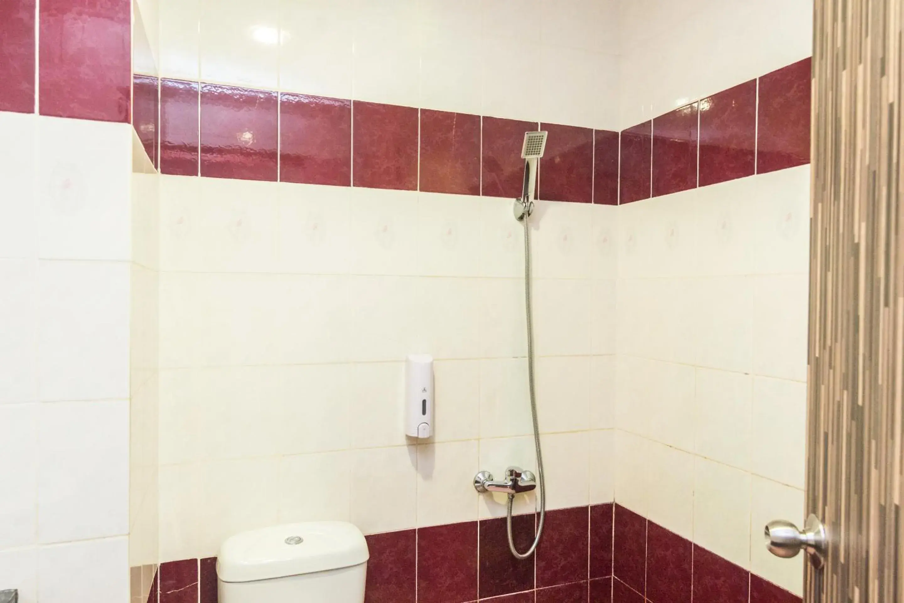 Bathroom in Kita Hotel Bathroom in Kita Hotel